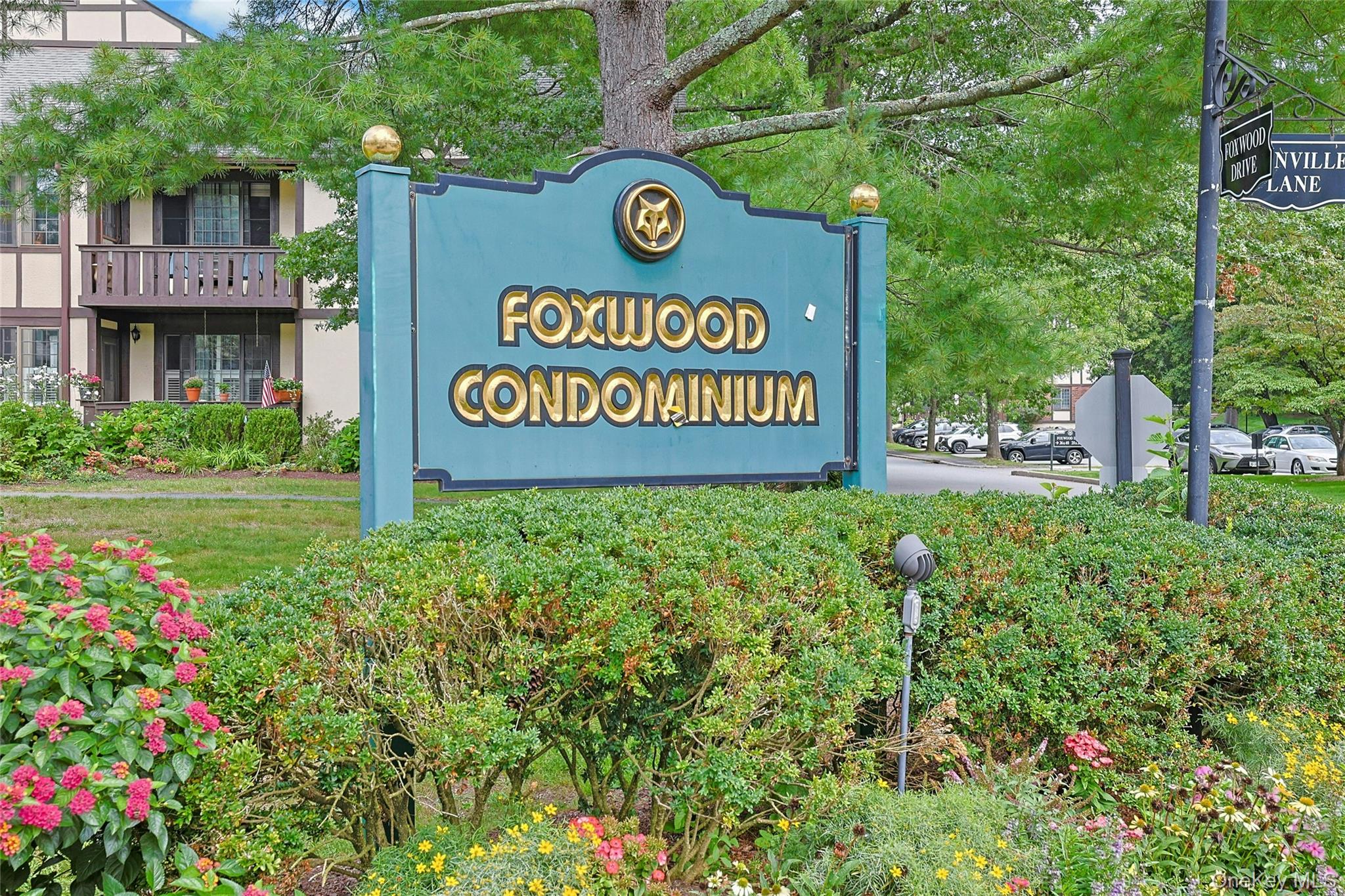 Welcome to desirable Foxwood Condominiums in Pleasantville!  A rare op...
