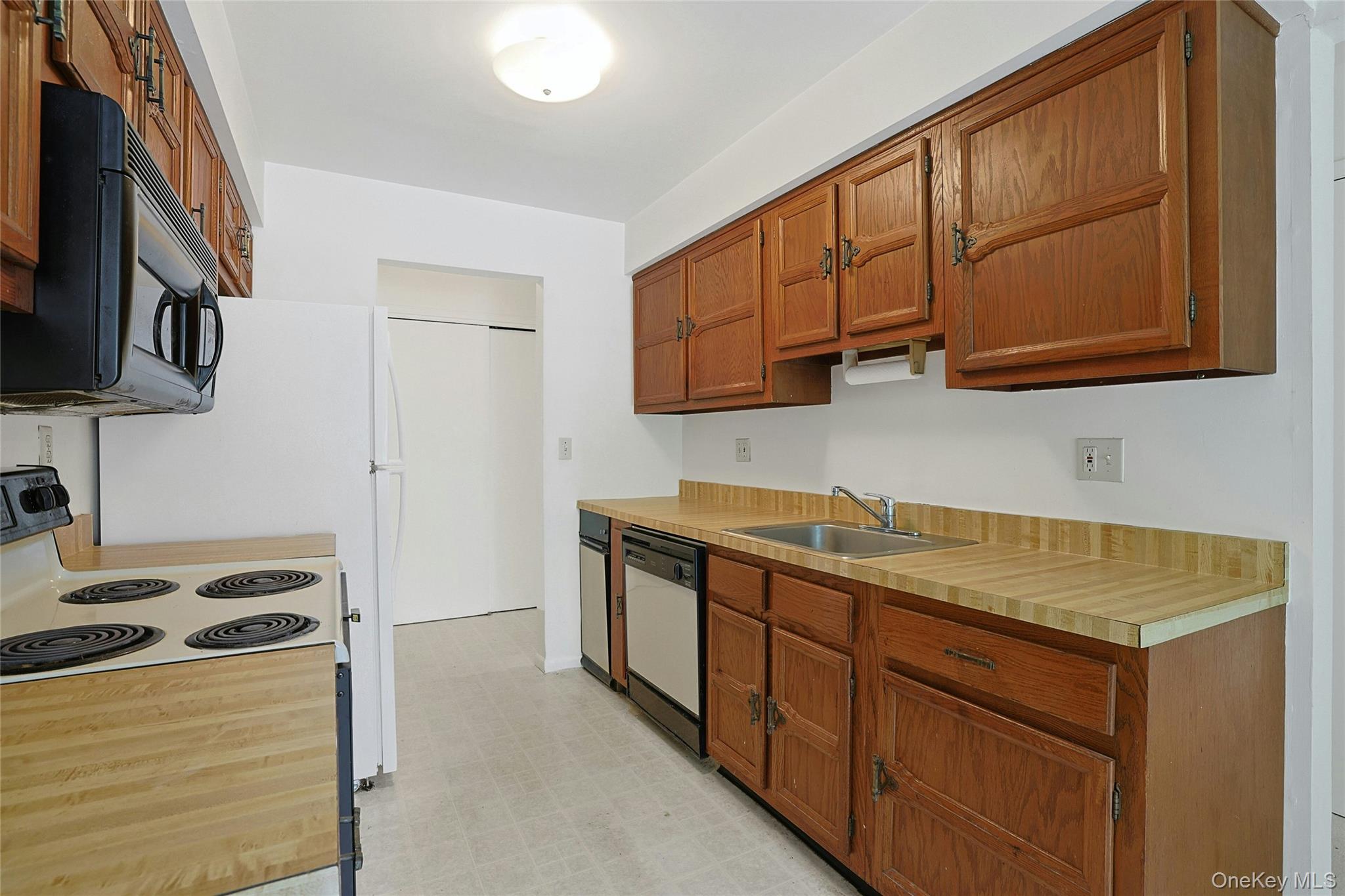 Photo 14 of this property