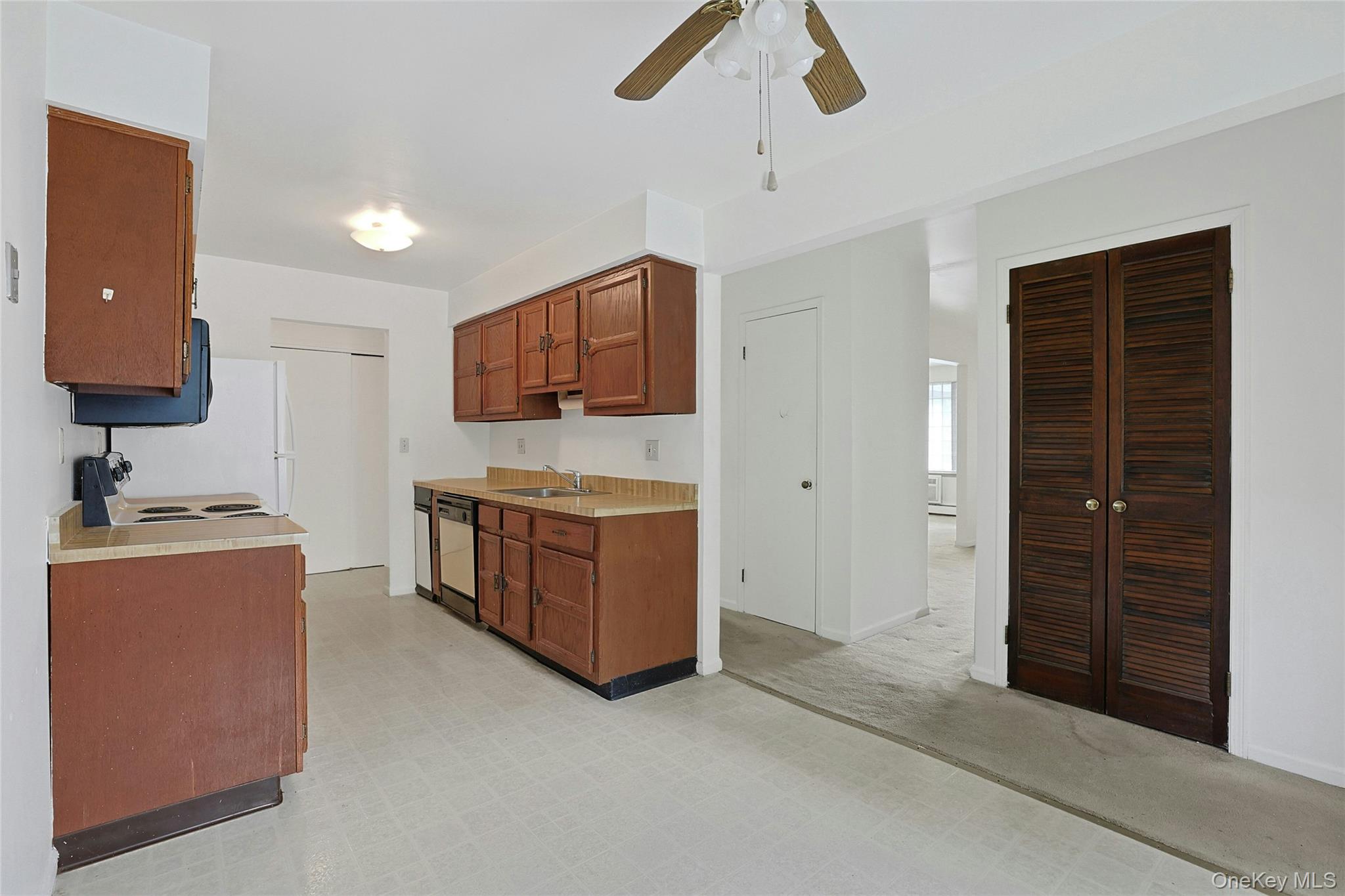 Photo 19 of this property