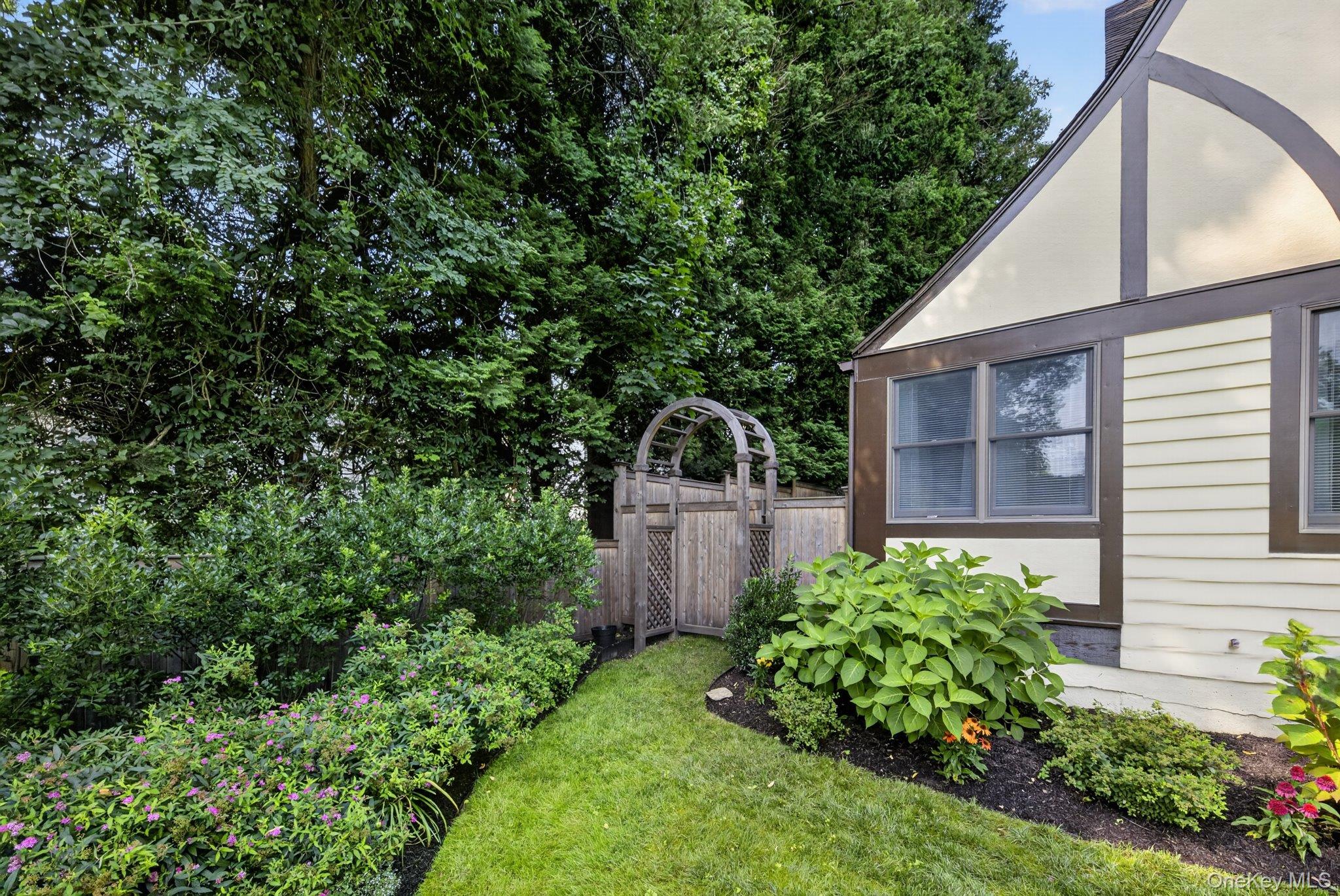 Photo 3 of this property