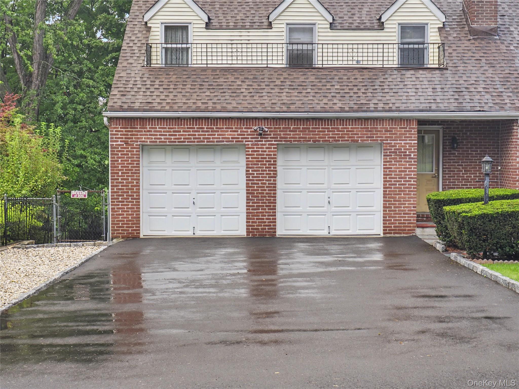 Photo 4 of this property