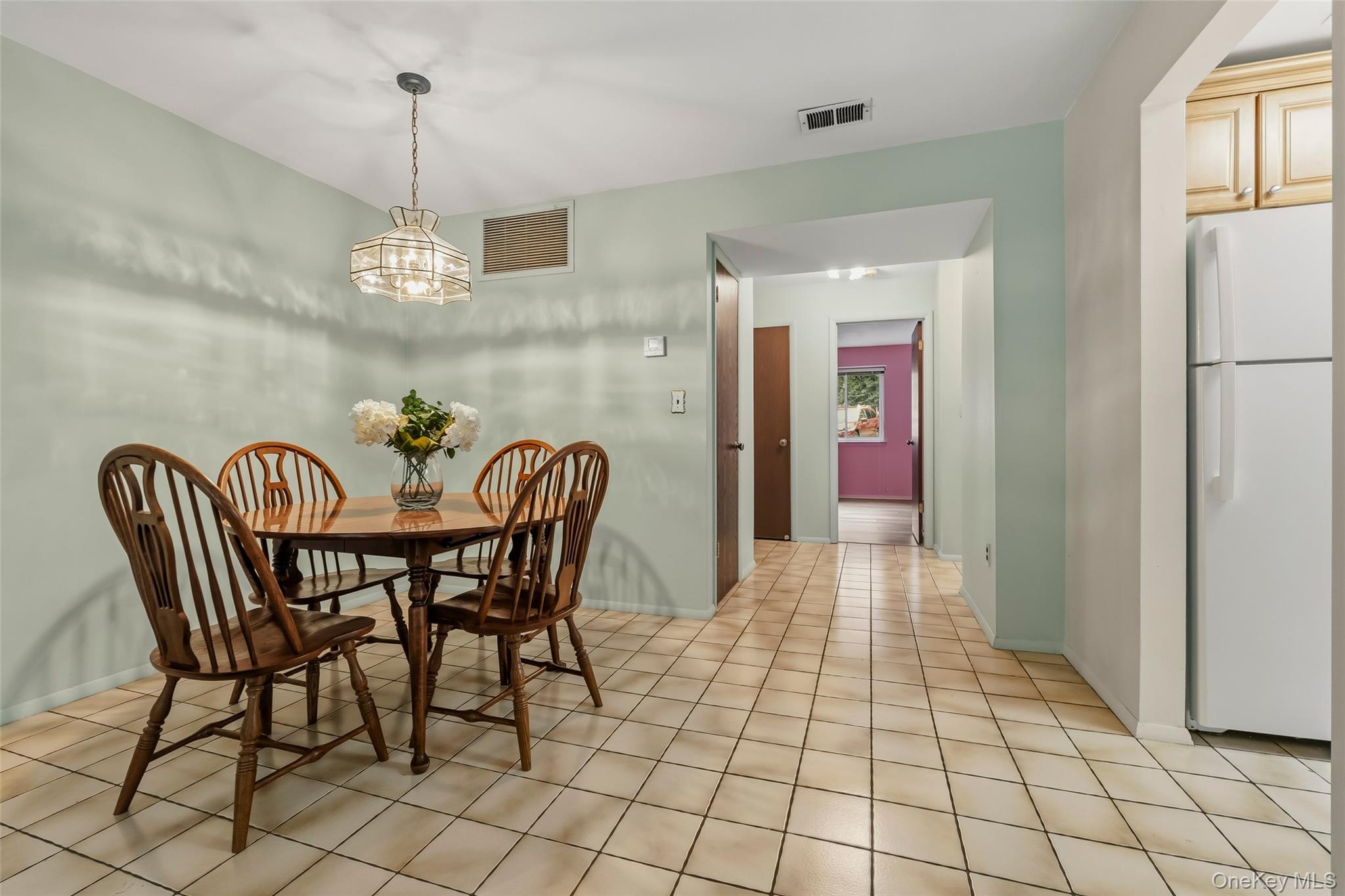 Photo 4 of this property