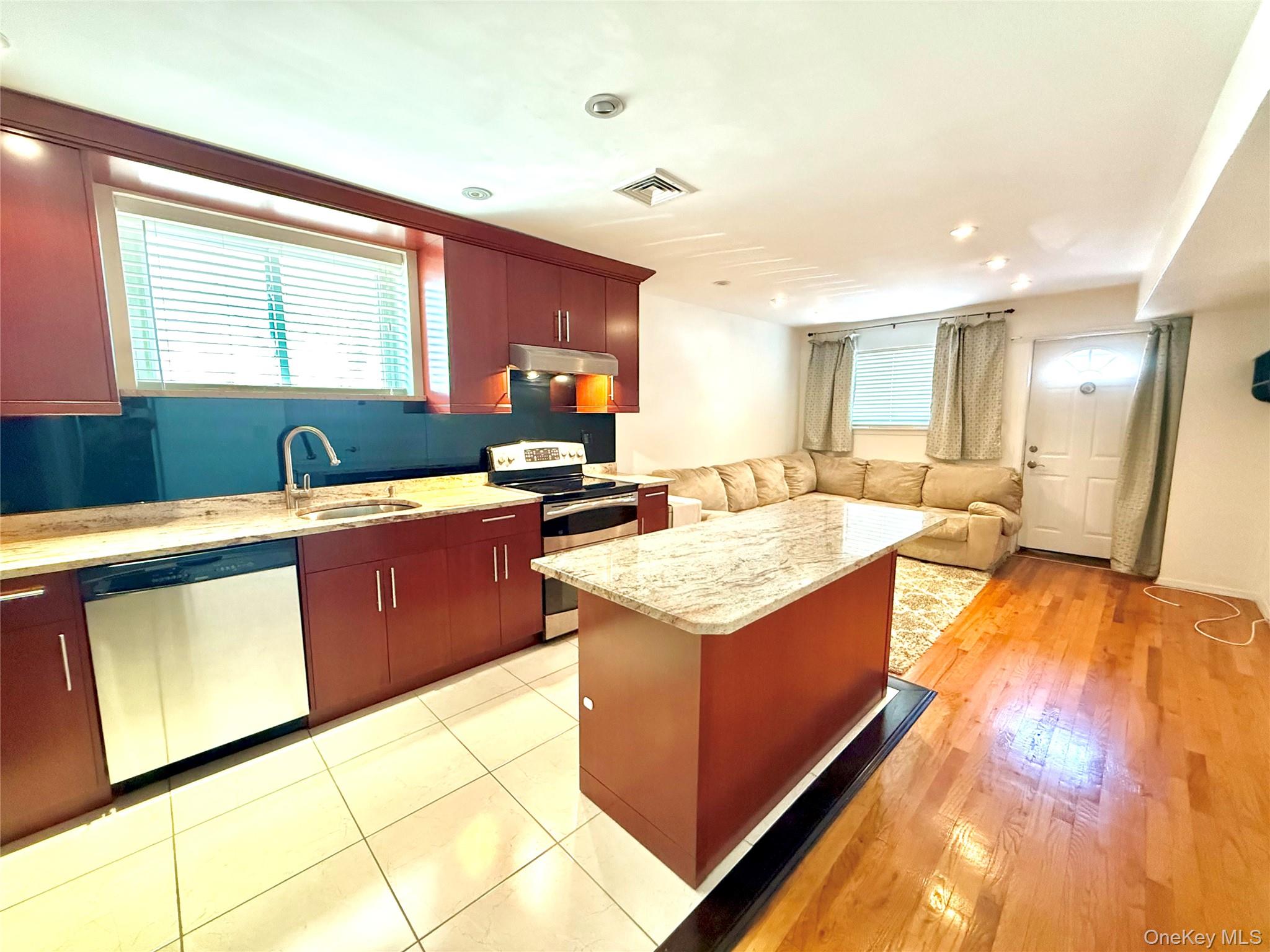 Photo 3 of this property