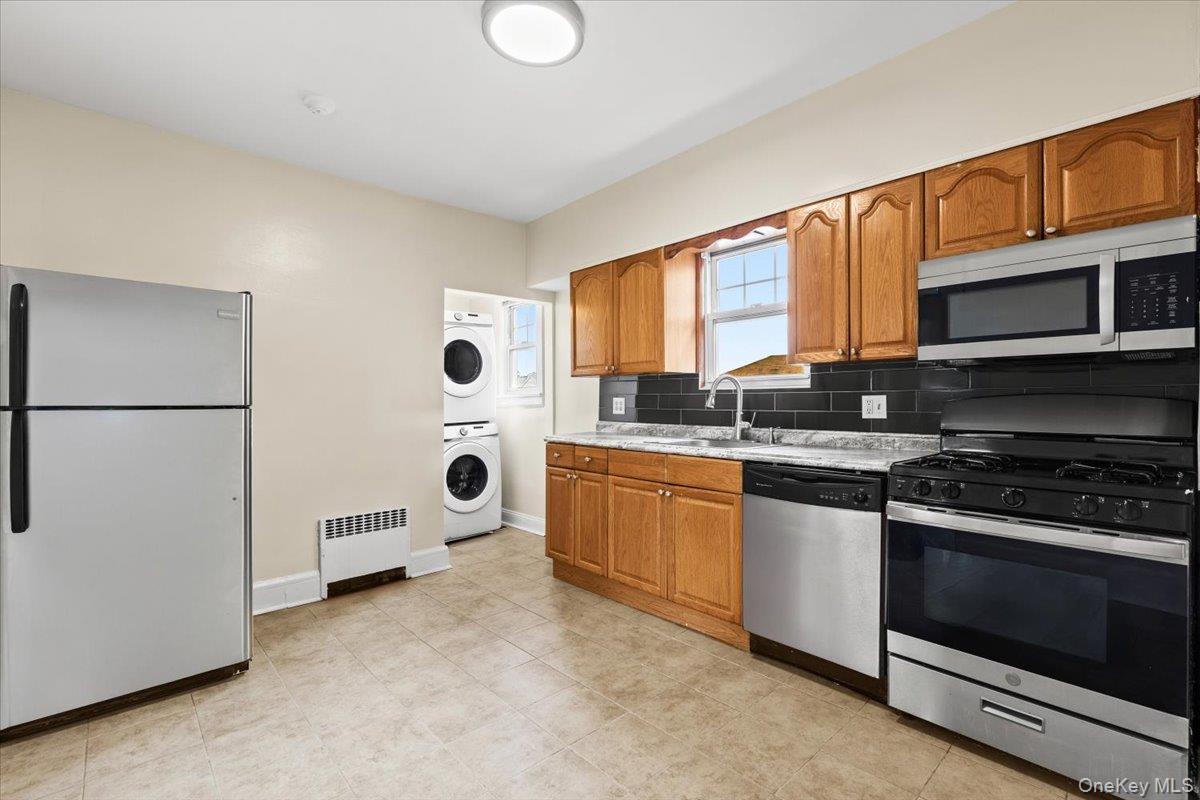 Photo 3 of this property