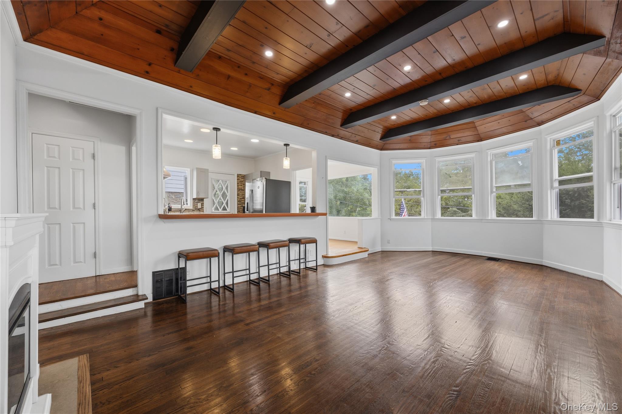 Photo 6 of this property