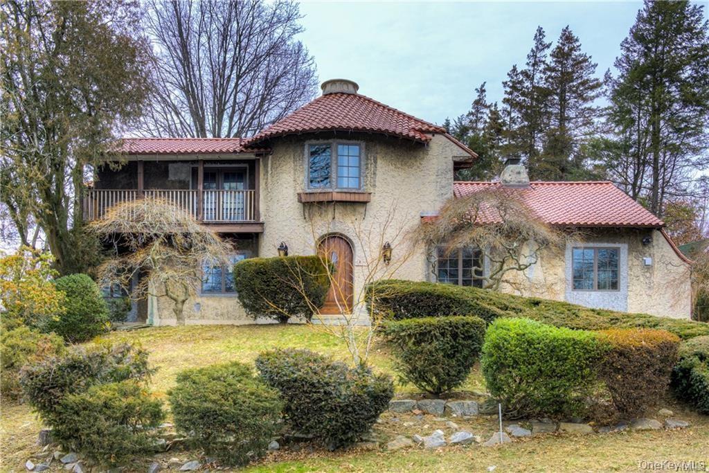 Elegantly renovated five bedroom, 3.1 bath residence awaiting its disc...