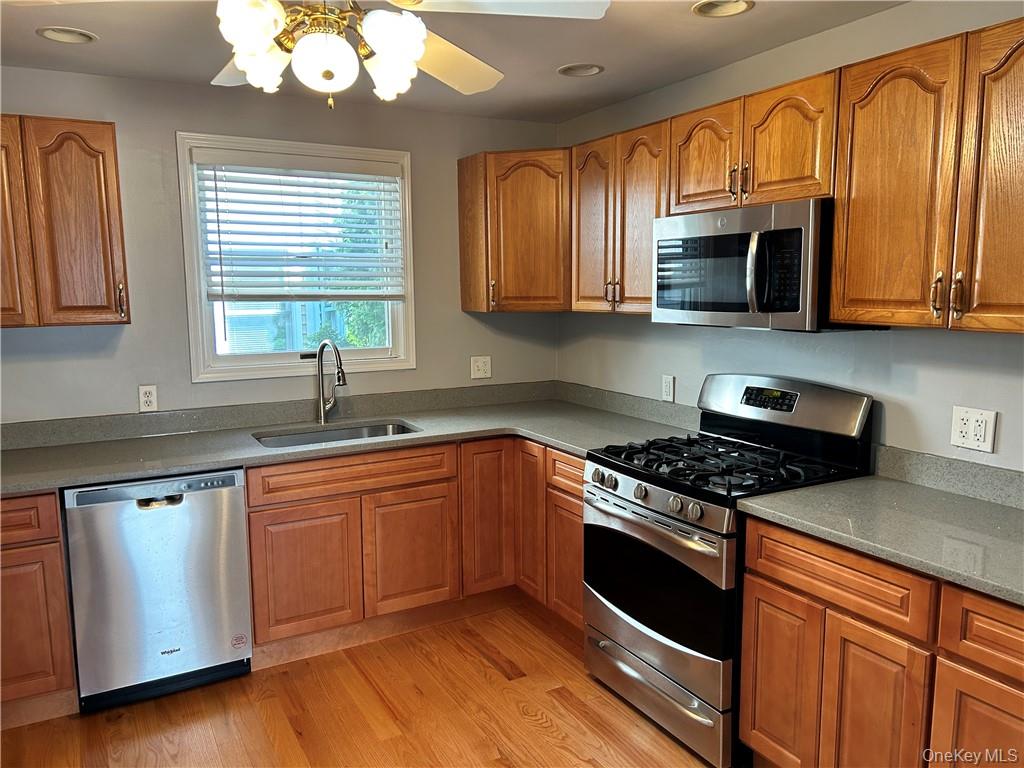 Photo 6 of this property