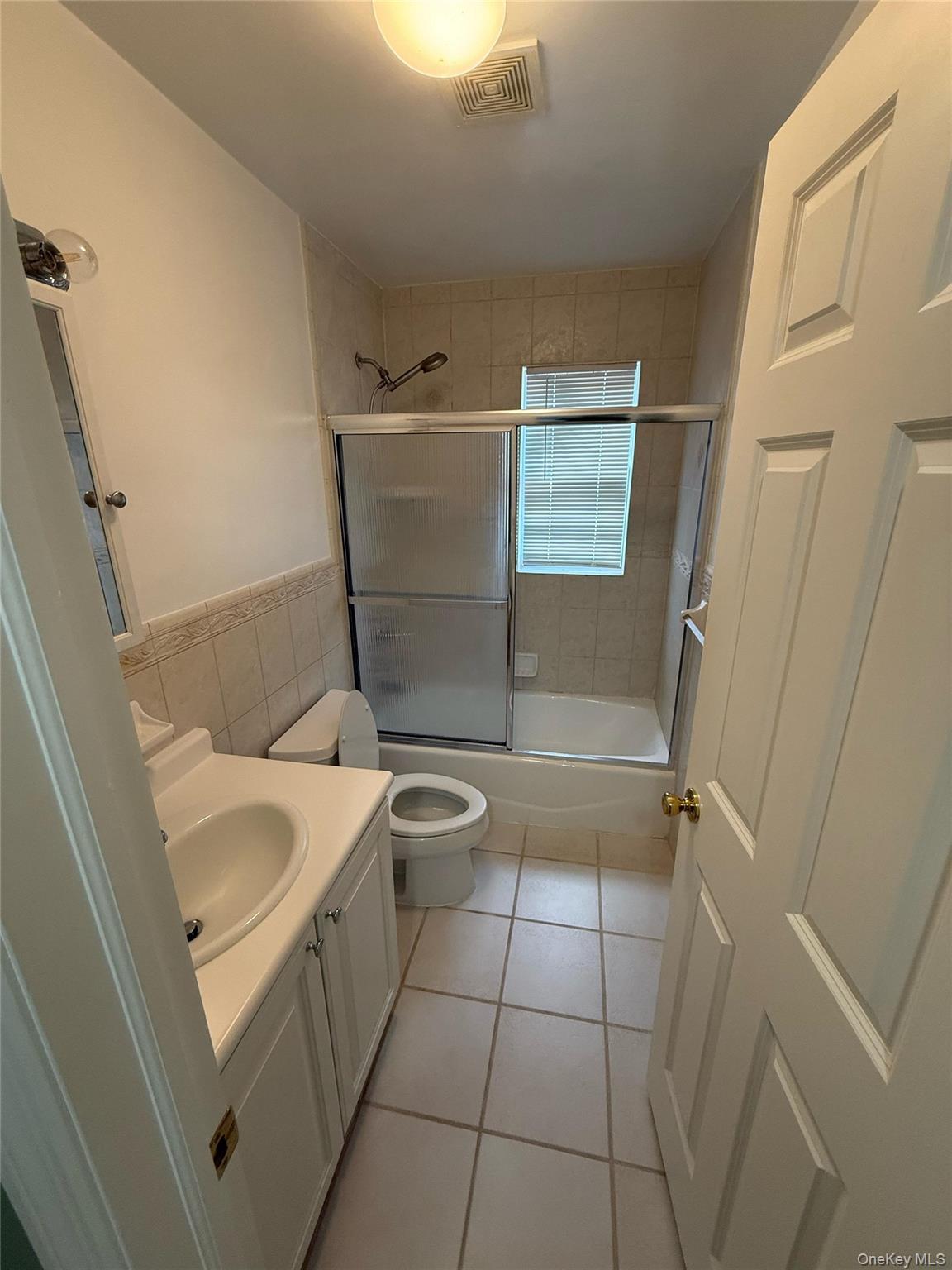 Photo 7 of this property