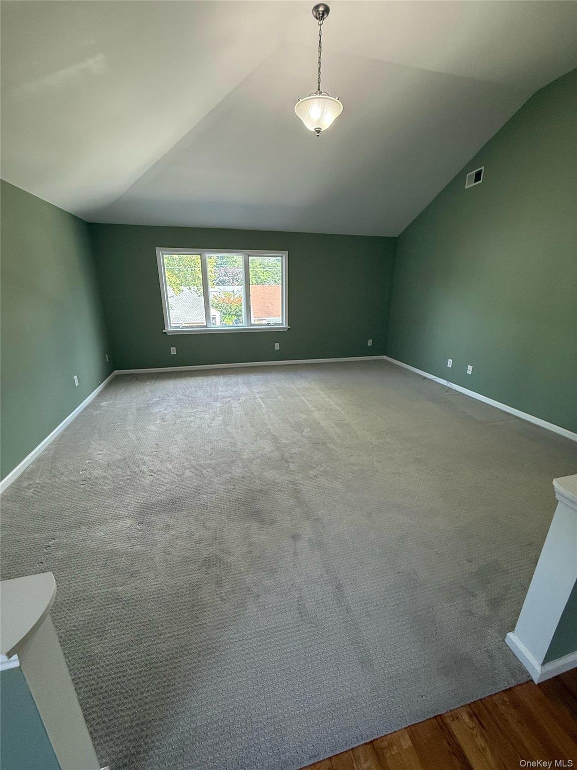 Photo 4 of this property