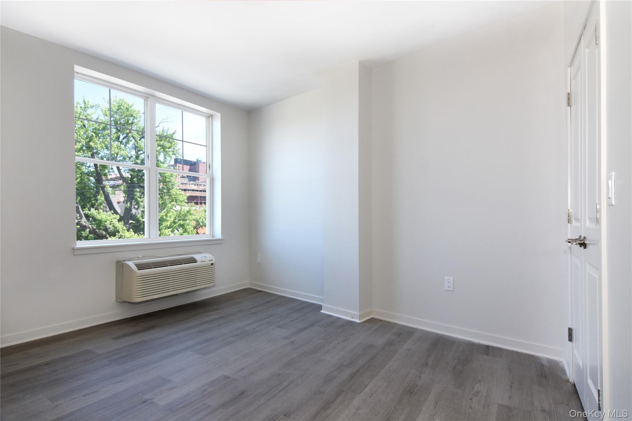 Photo 4 of this property
