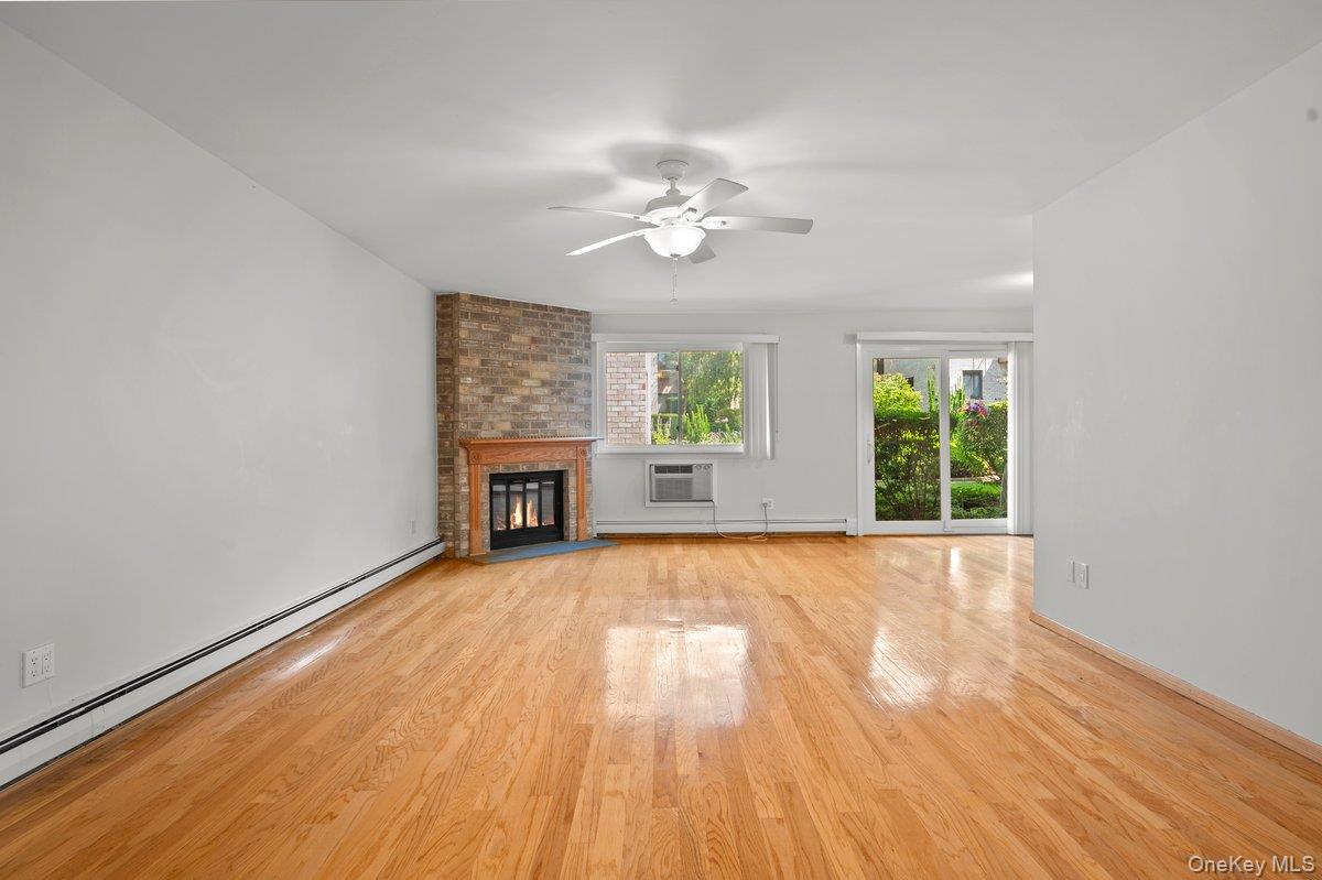 Photo 4 of this property