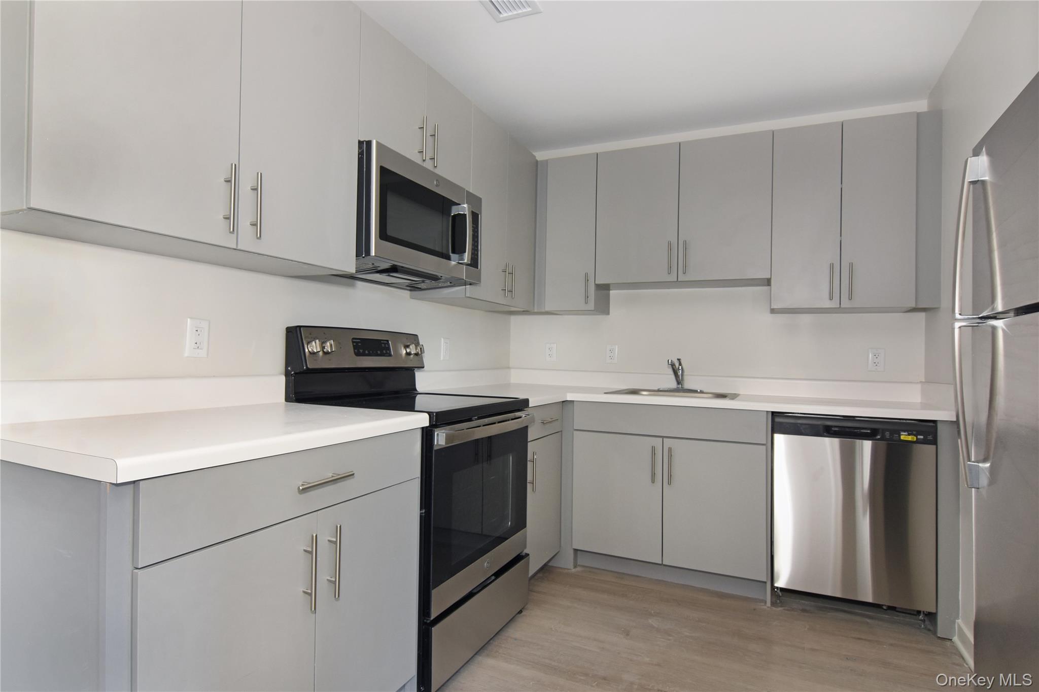 Photo 5 of this property