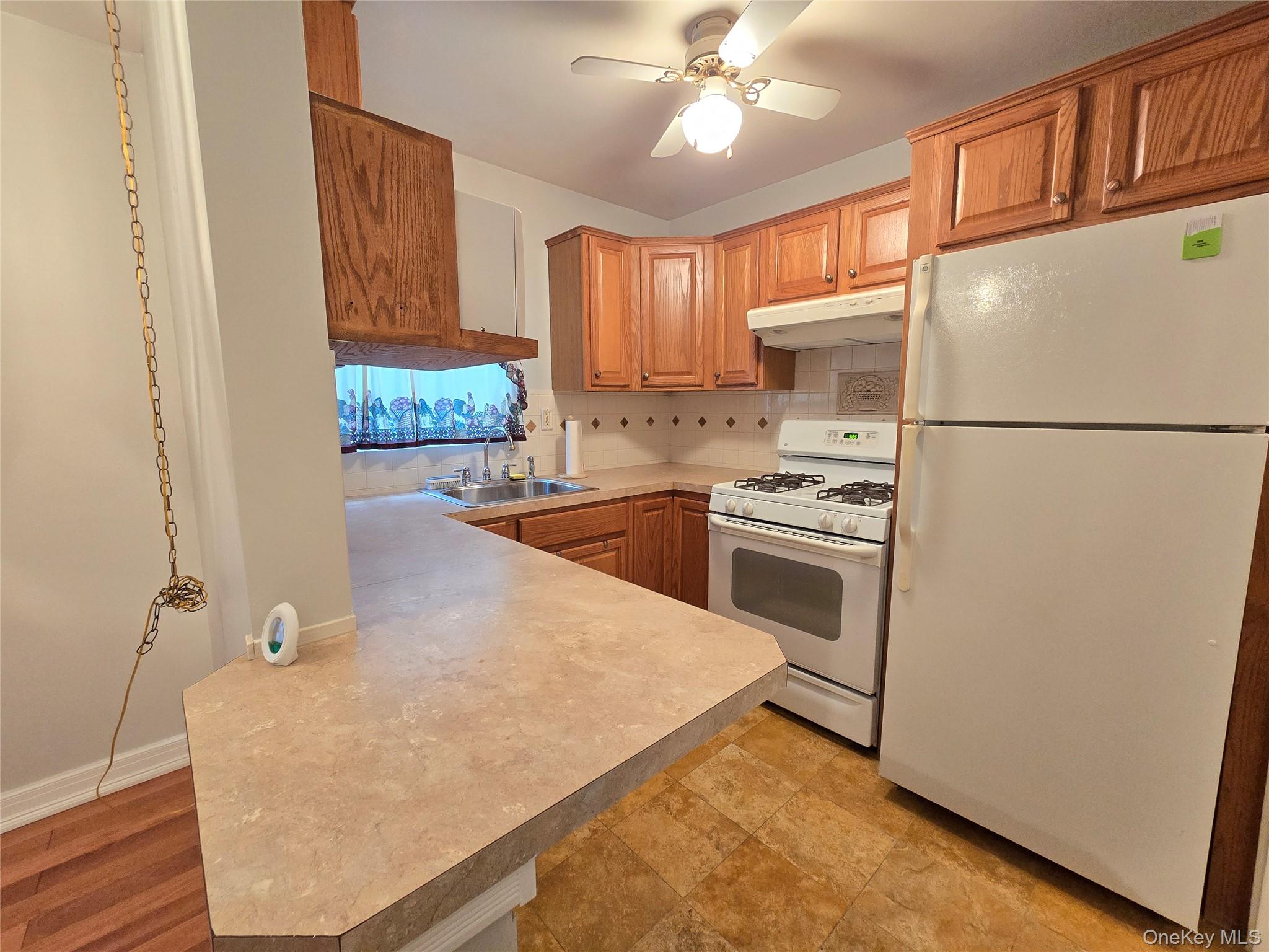 Photo 6 of this property
