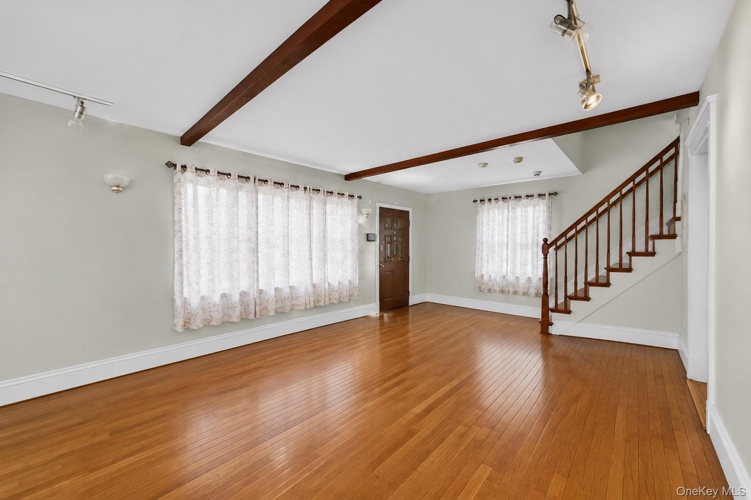 Photo 4 of this property