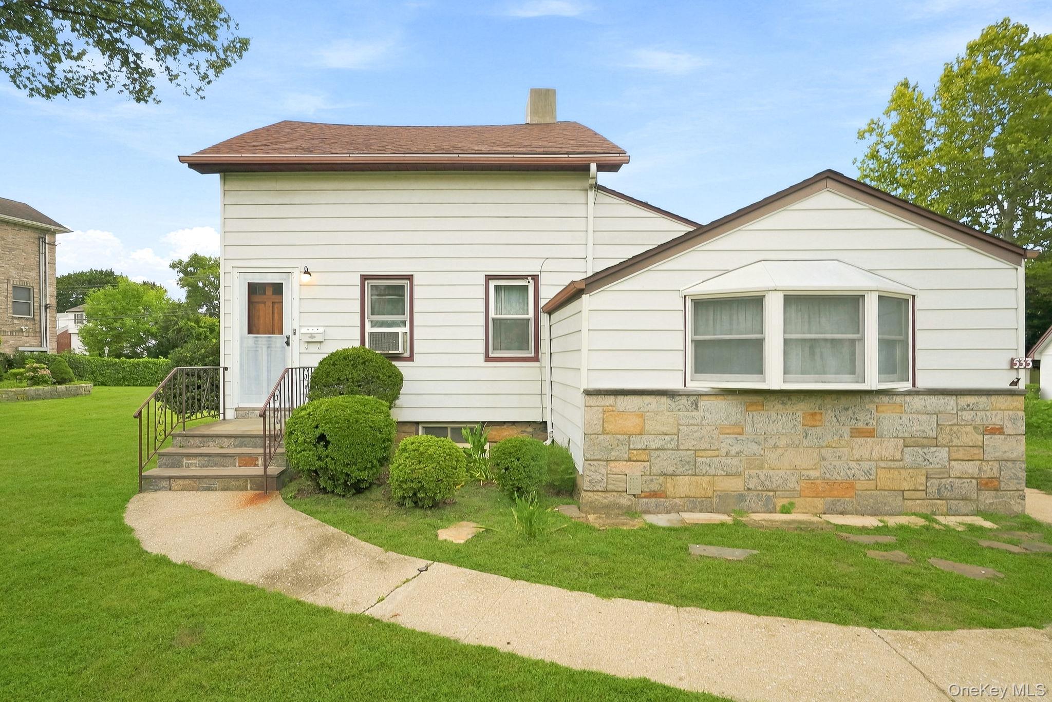 Photo 6 of this property