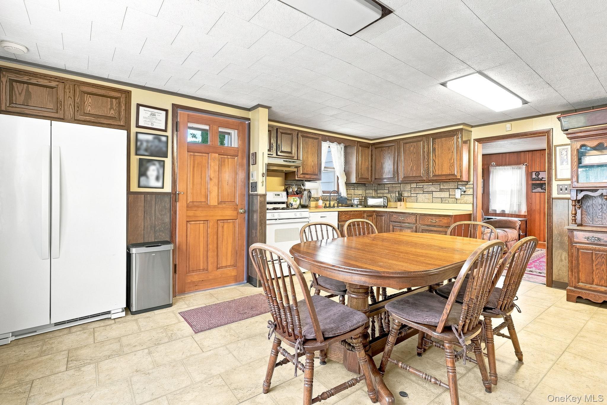 Photo 19 of this property