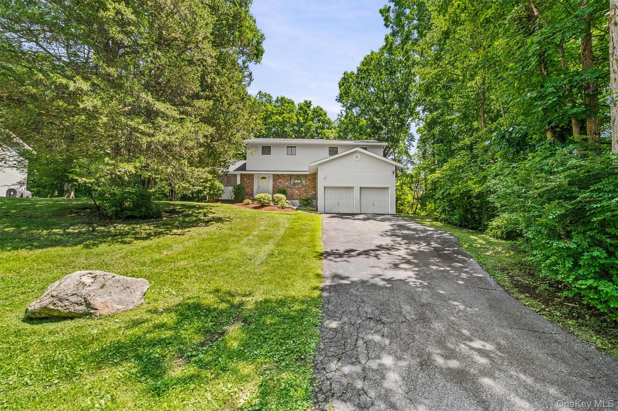 The neighborhood you have been waiting for!  The Lakeview community lo...