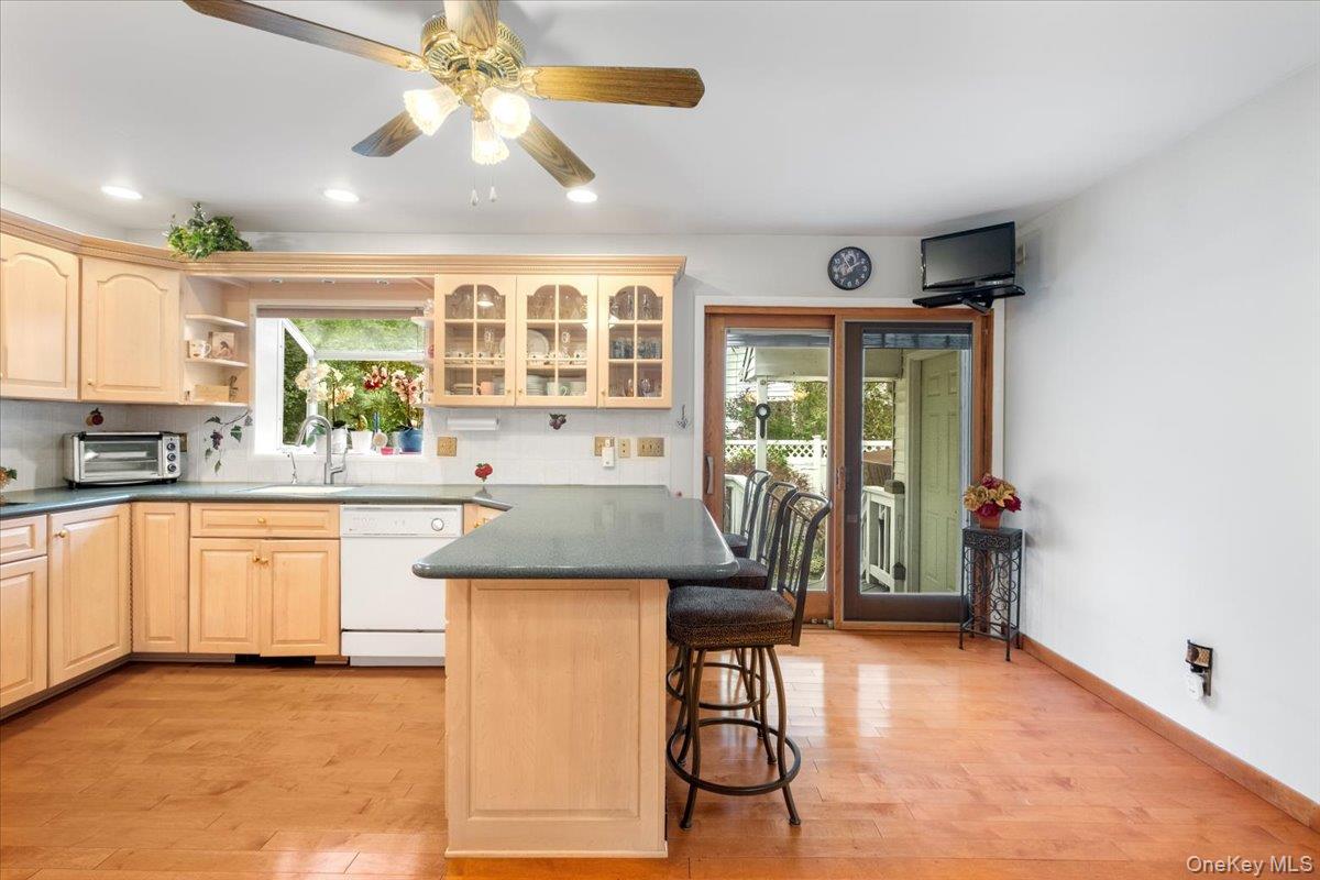 Photo 9 of this property