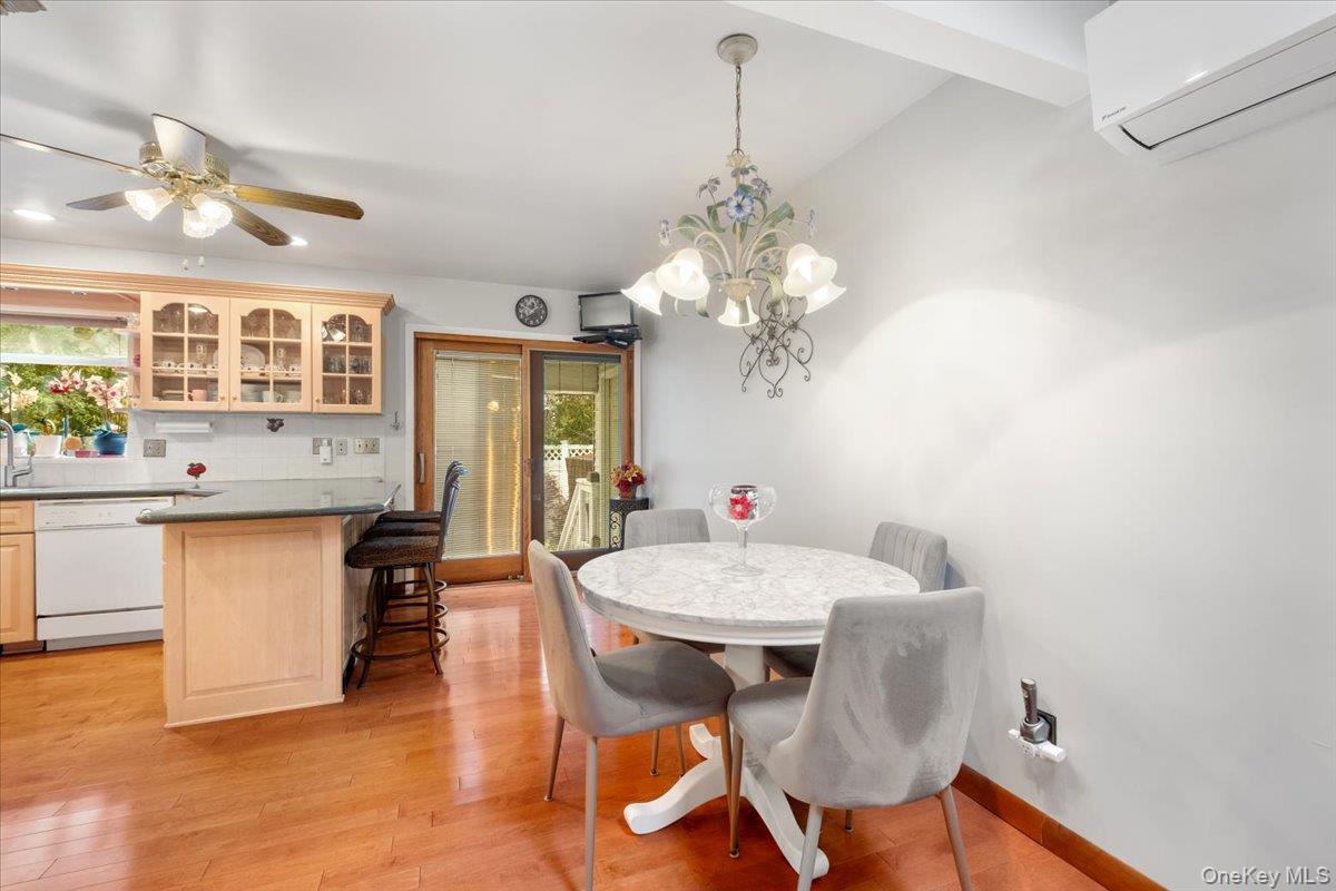 Photo 4 of this property