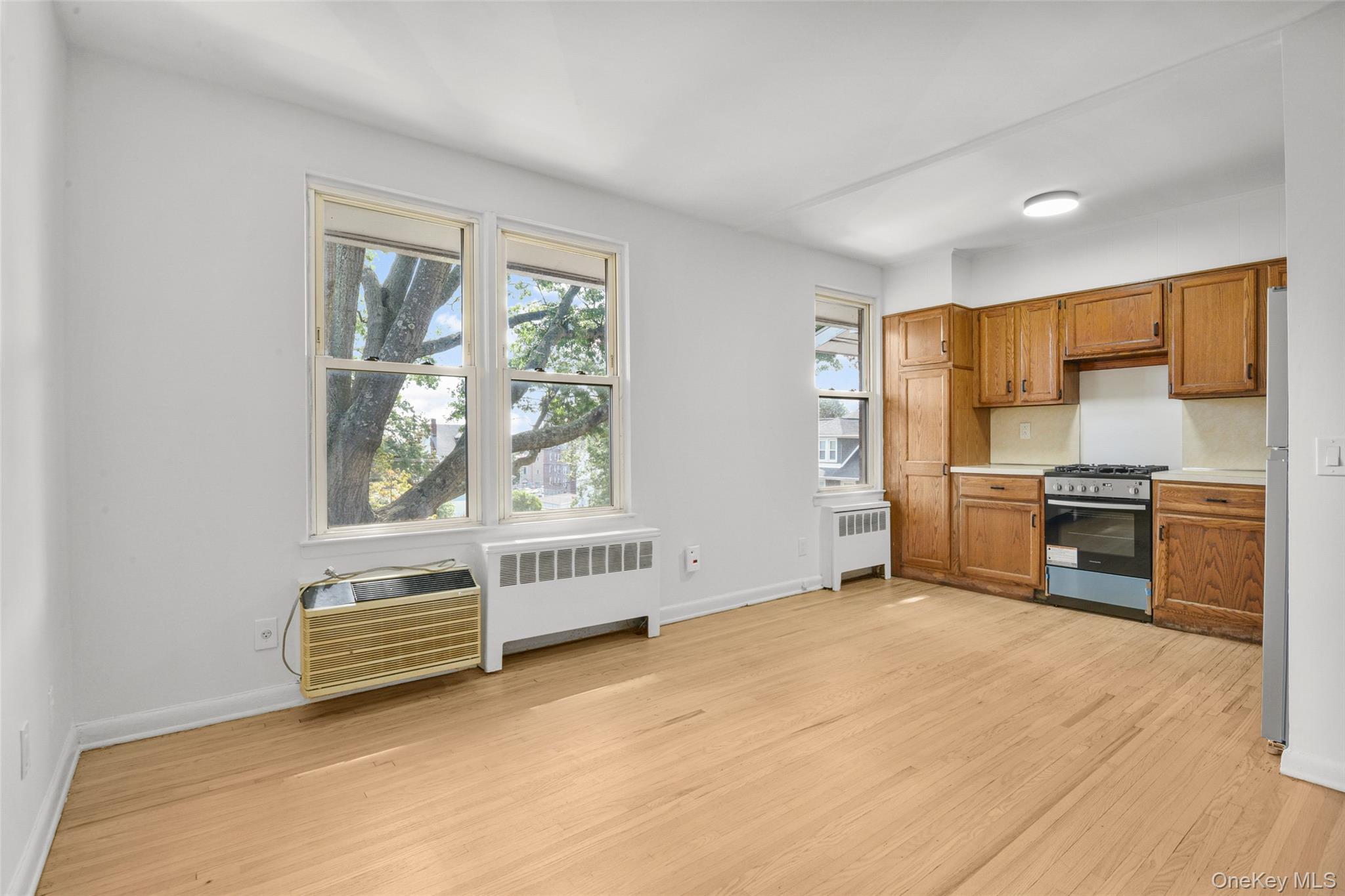 Photo 5 of this property