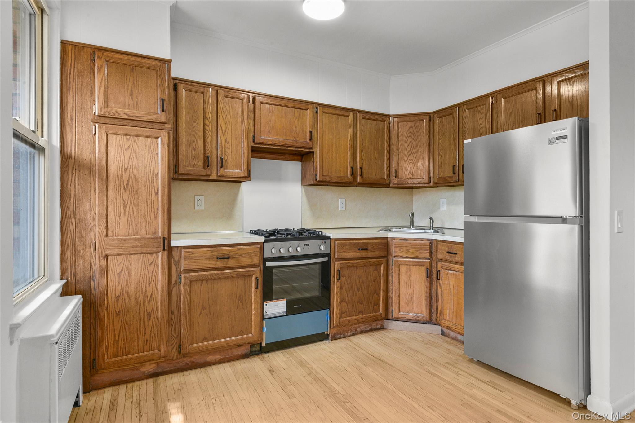 Photo 6 of this property