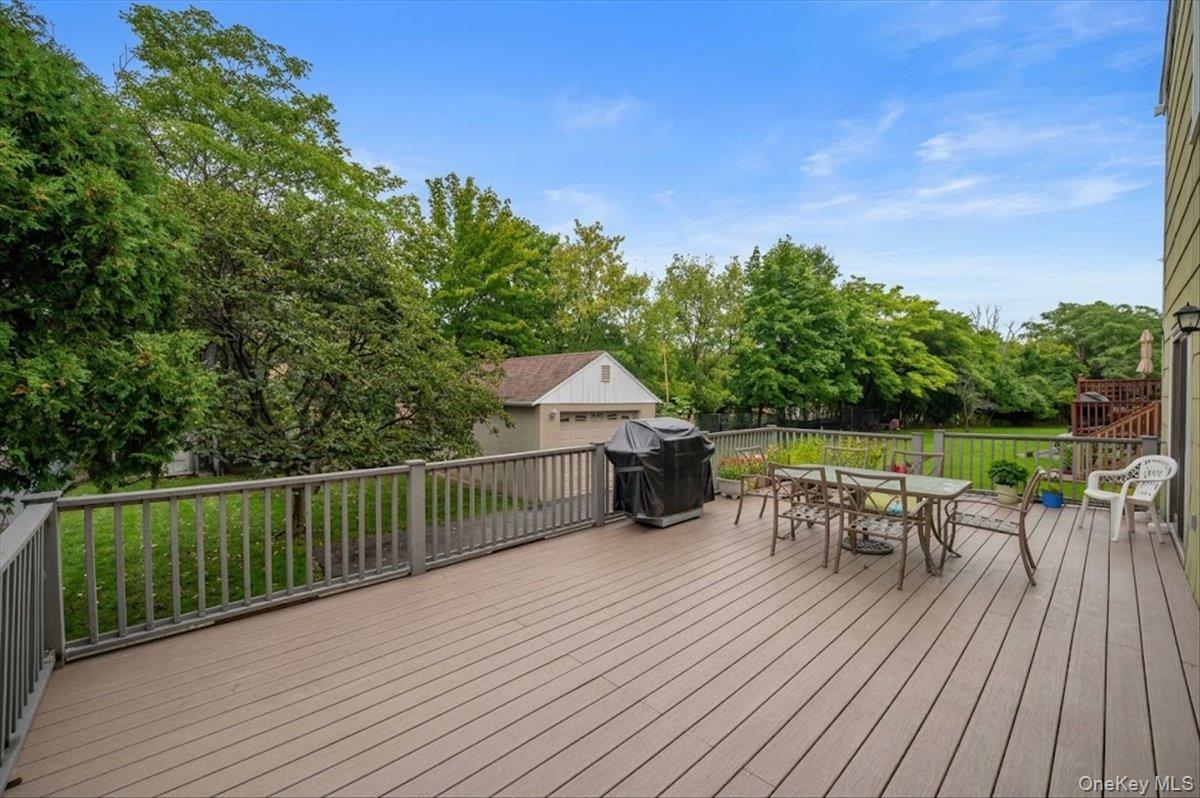 Photo 4 of this property