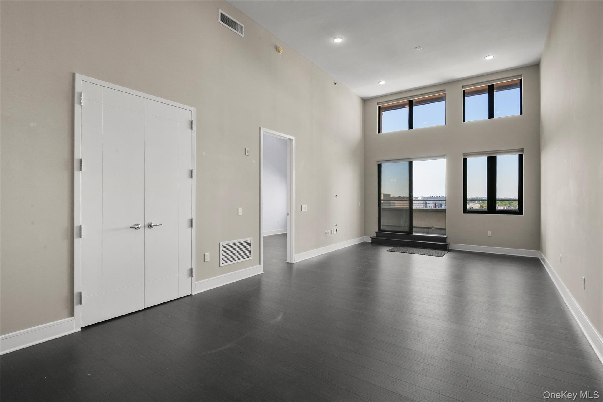 Photo 4 of this property