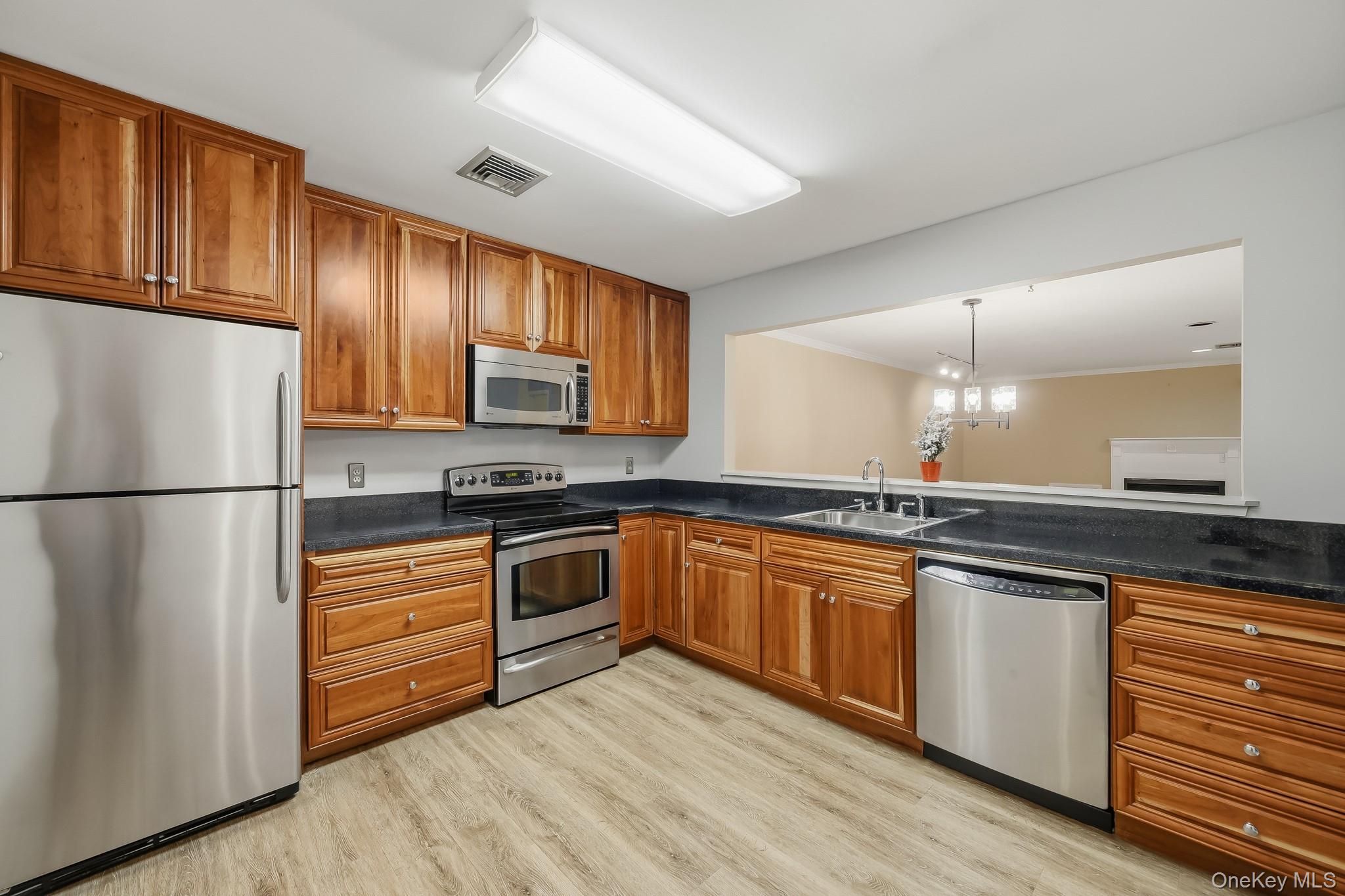 Photo 4 of this property