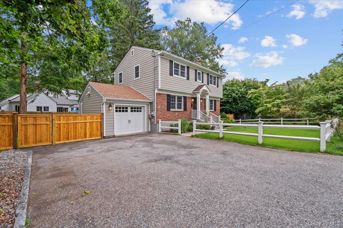Photo 3 of this property