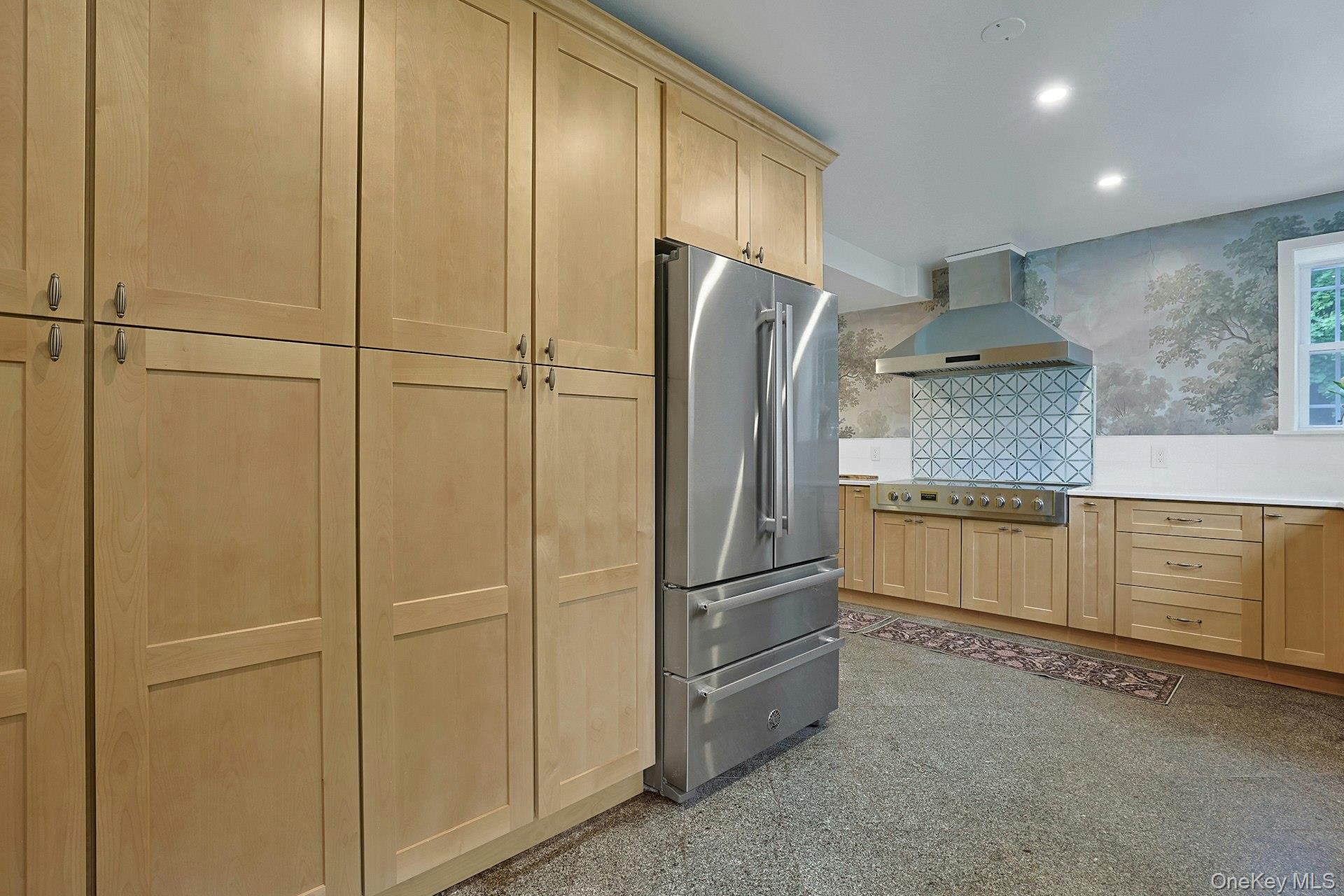 Photo 6 of this property