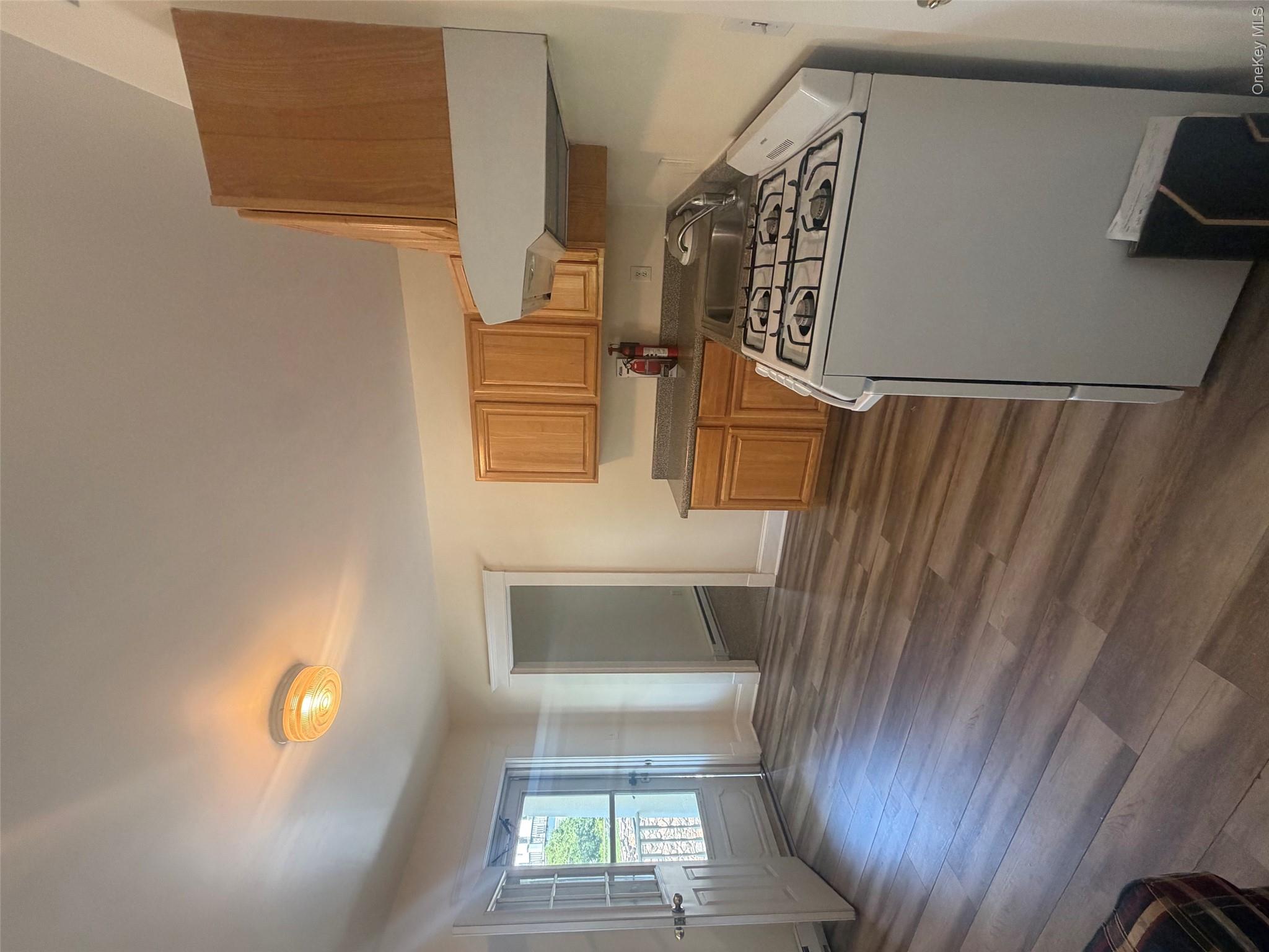 Photo 4 of this property