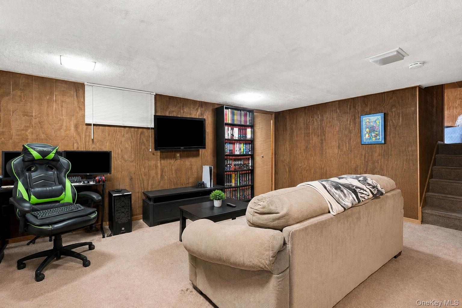 Photo 32 of this property