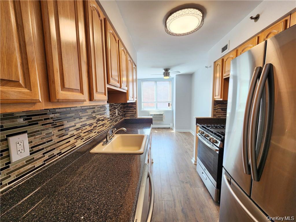 Photo 6 of this property