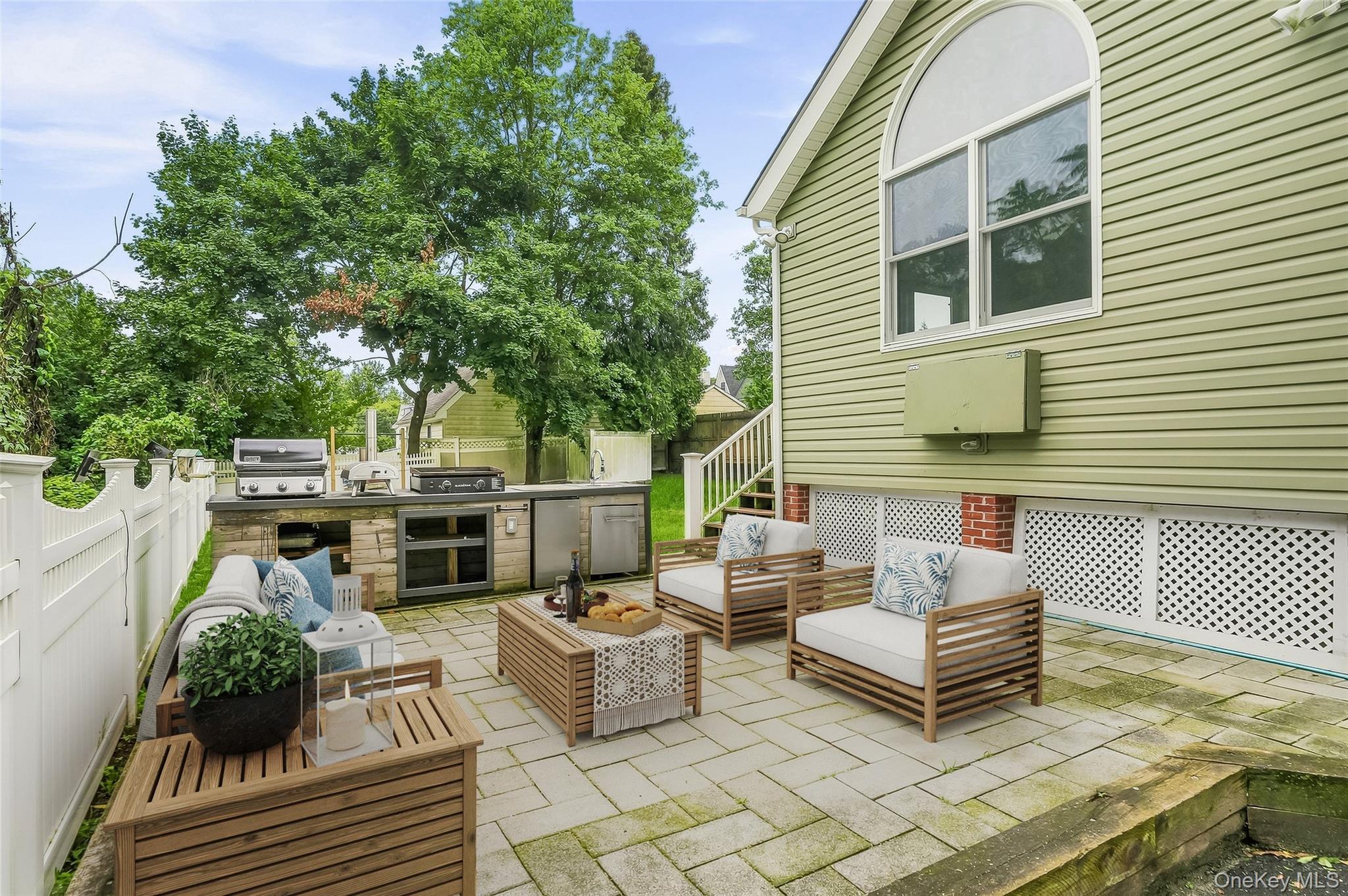 Photo 5 of this property