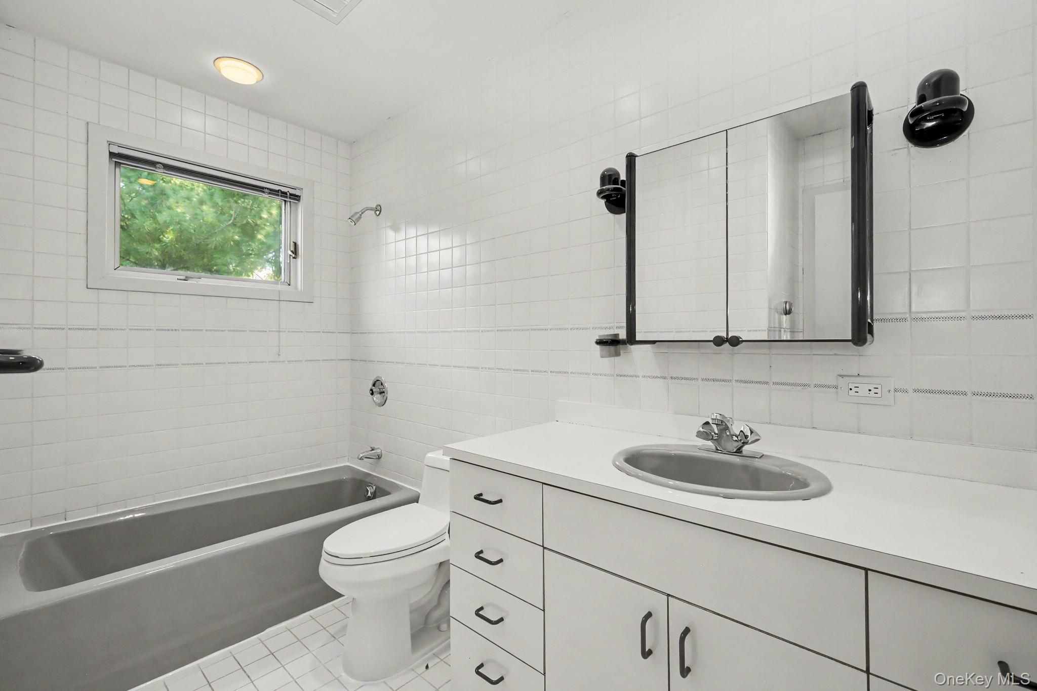 Photo 34 of this property