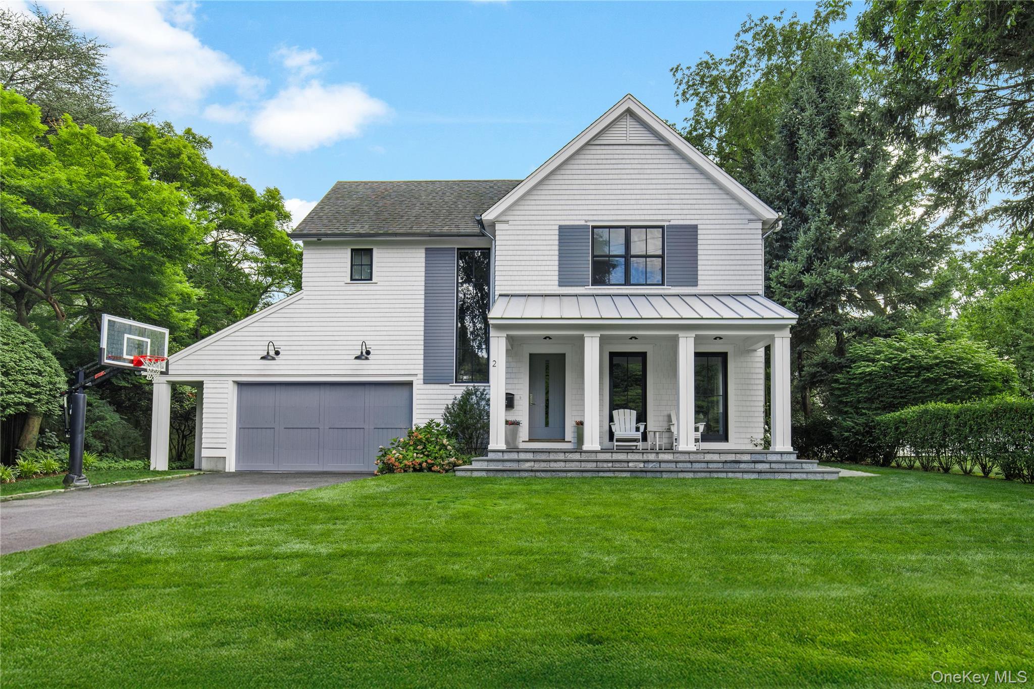 Timeless style, modern amenities and exceptional indoor-outdoor living...