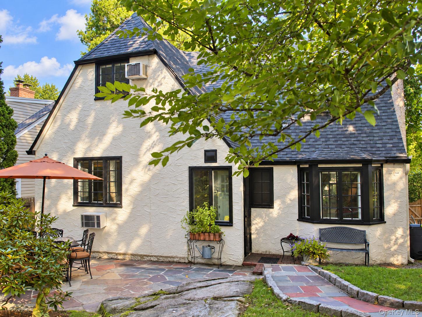 Photo 5 of this property