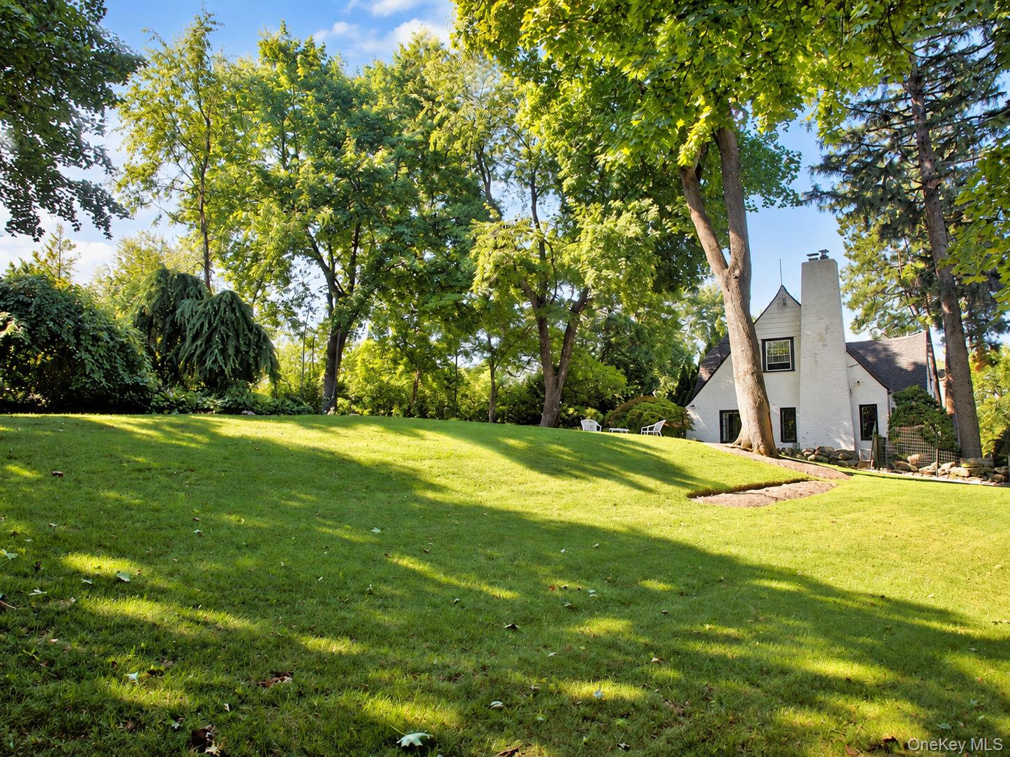 Photo 4 of this property
