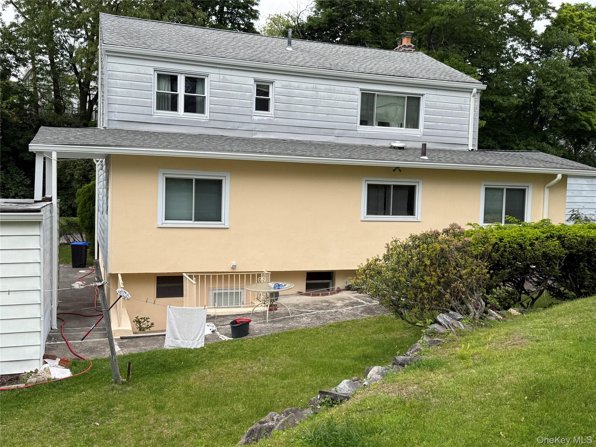 Photo 3 of this property