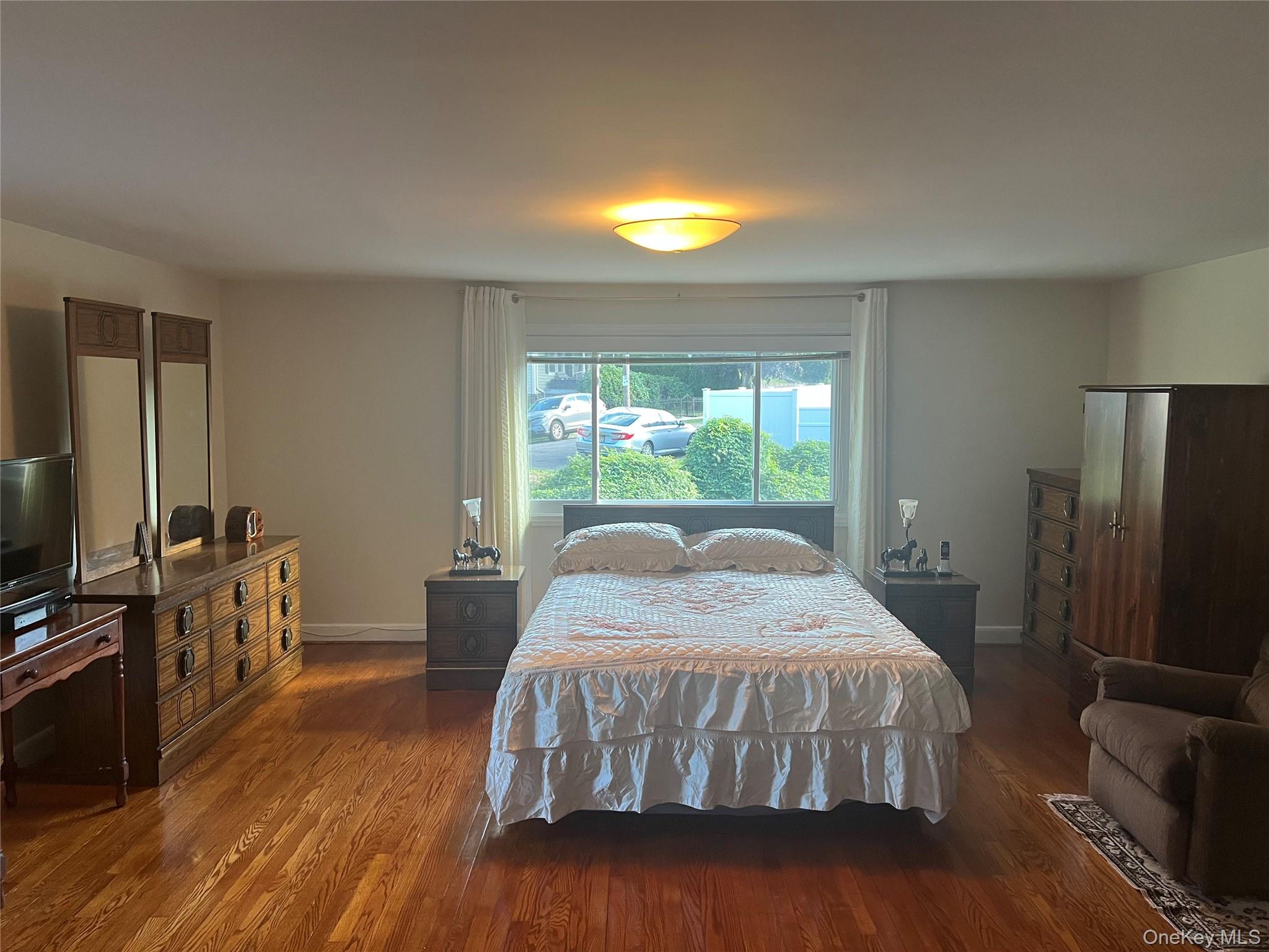 Photo 5 of this property