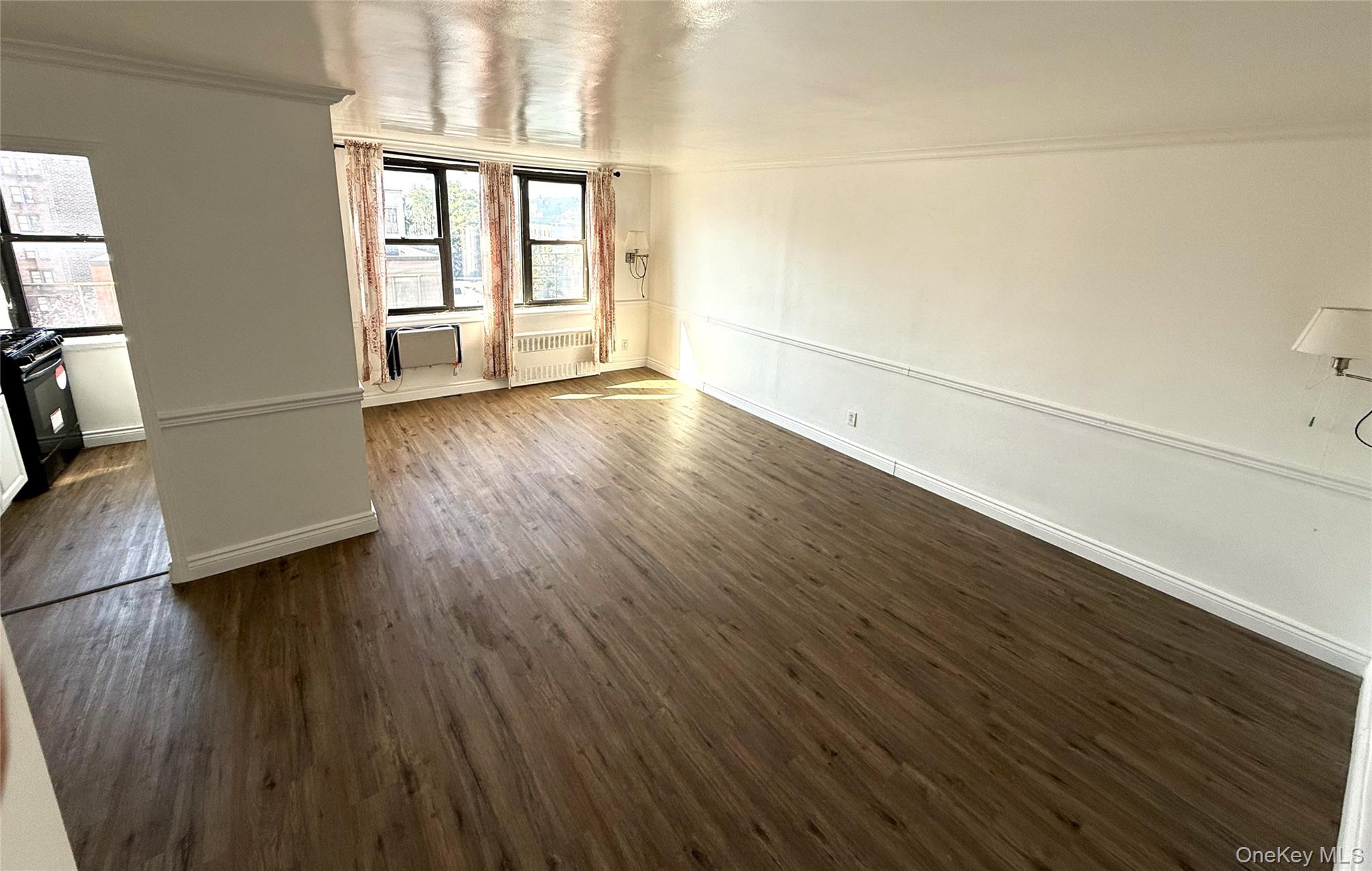 Photo 3 of this property