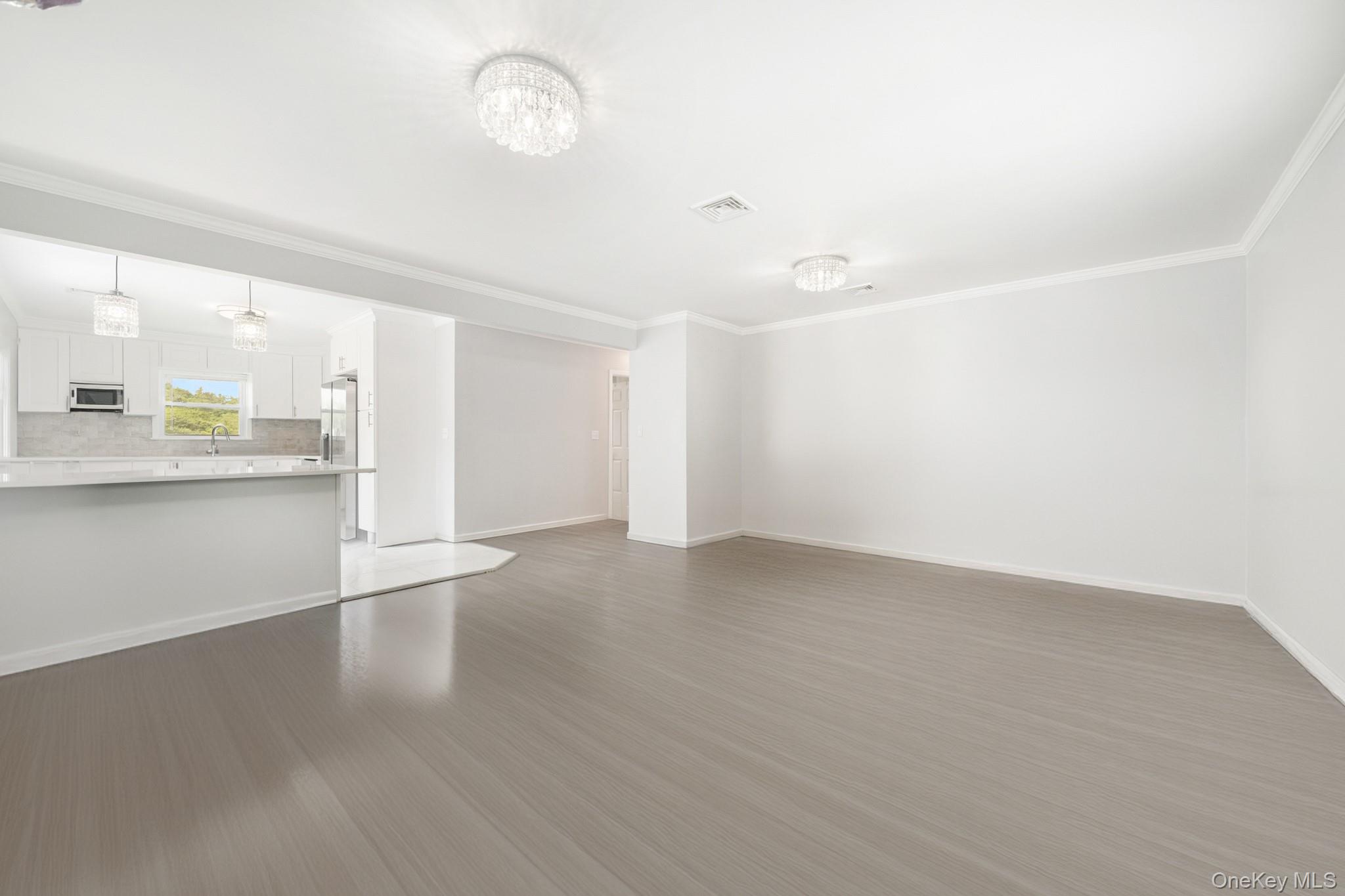 Photo 6 of this property