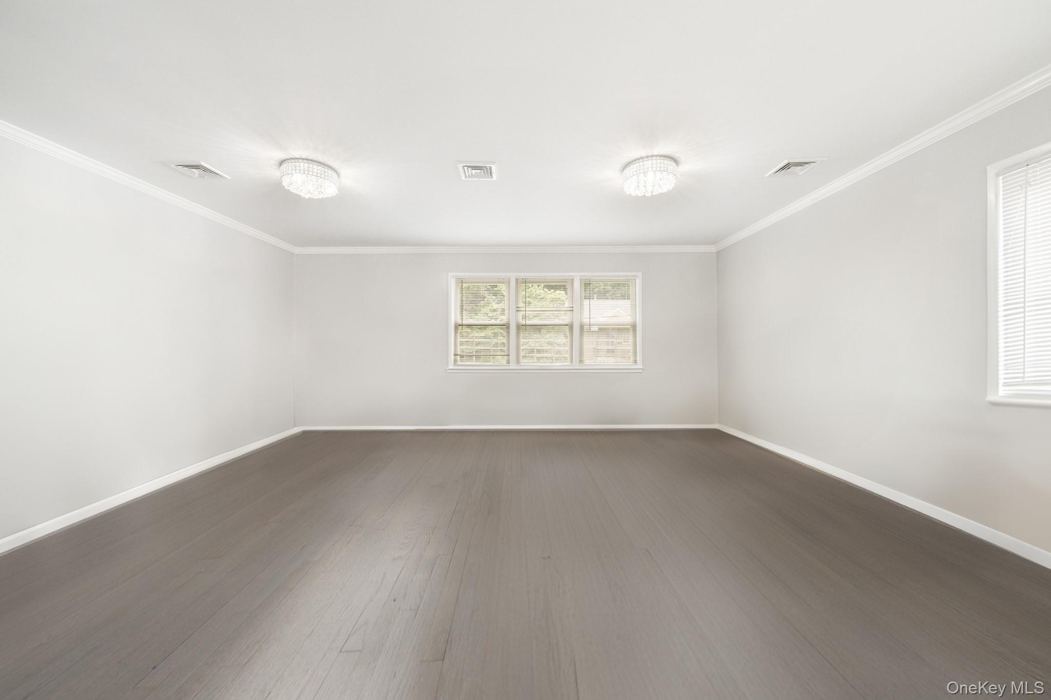 Photo 4 of this property