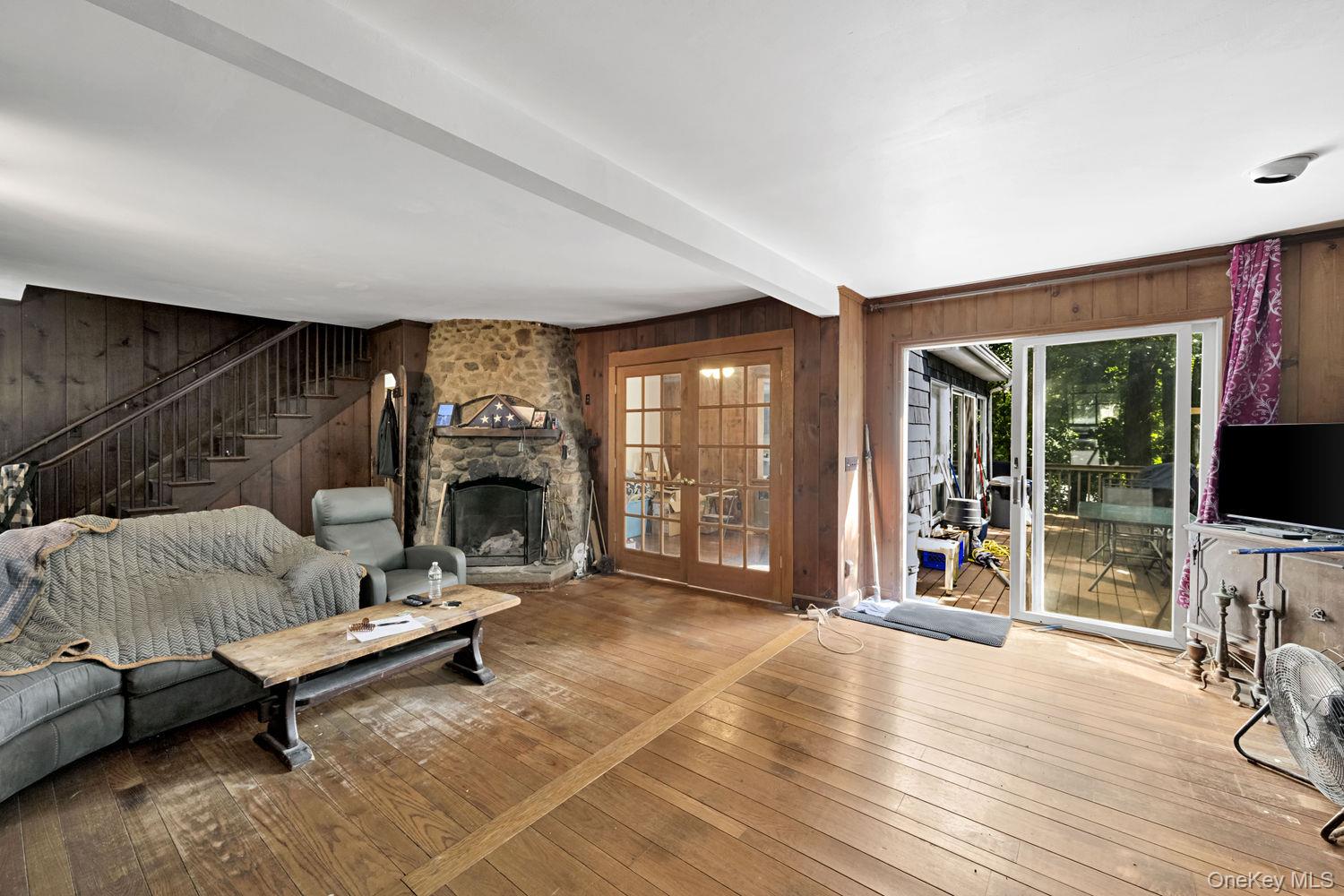 Photo 4 of this property