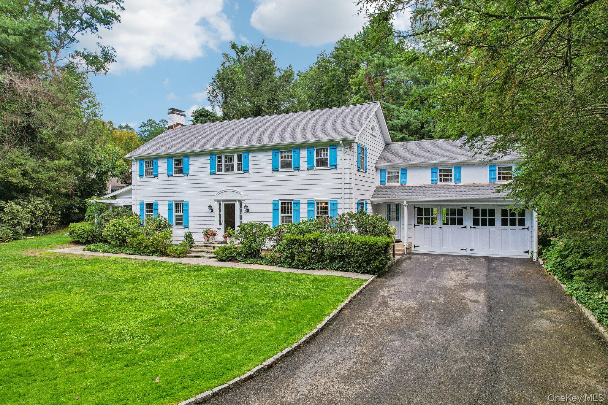 Photo 4 of this property