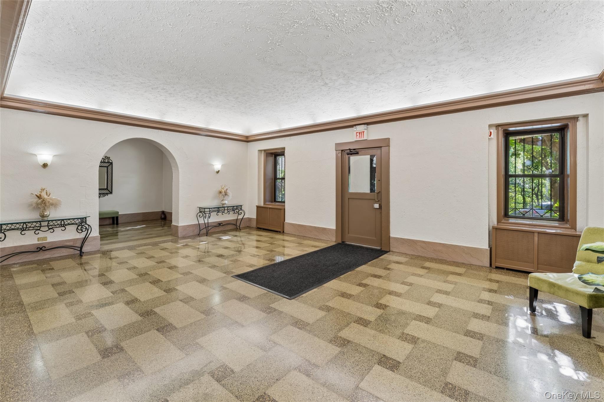 Photo 4 of this property