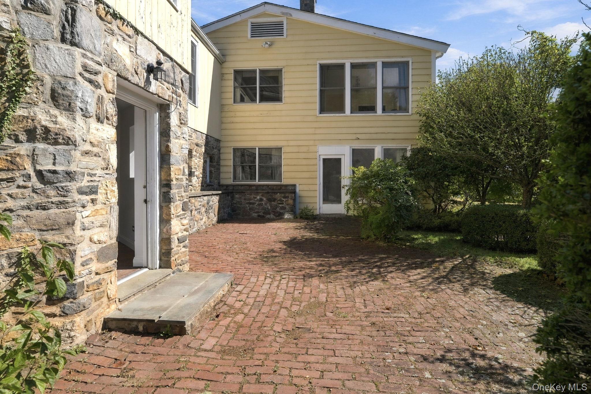 Photo 32 of this property
