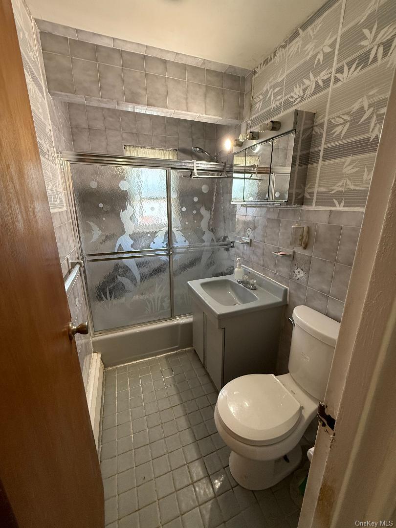 Photo 5 of this property