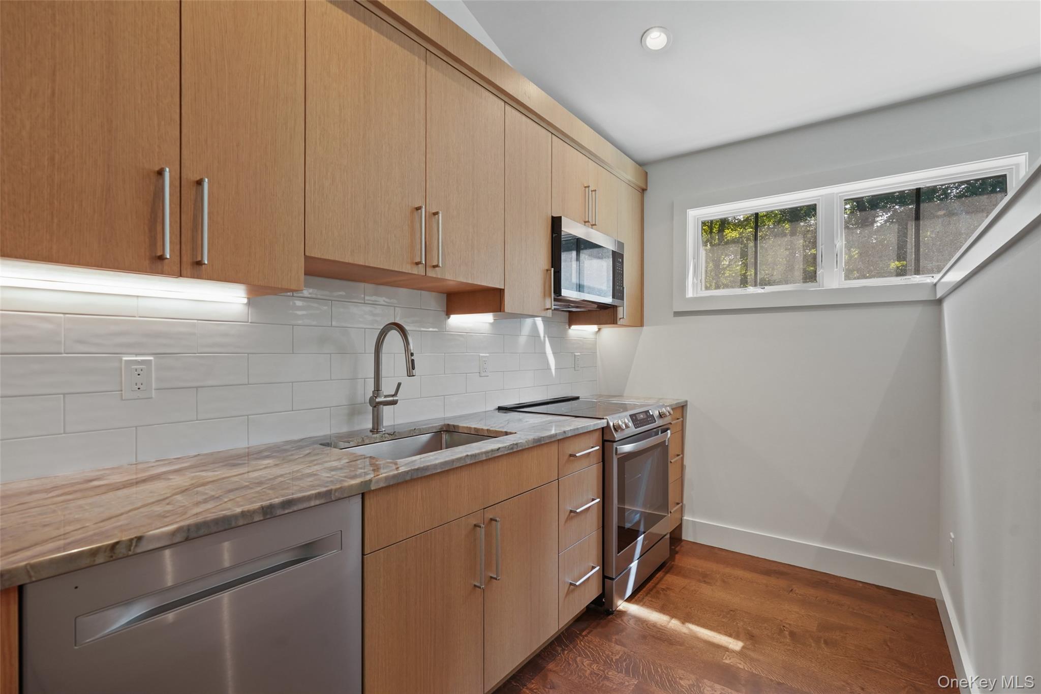 Photo 6 of this property