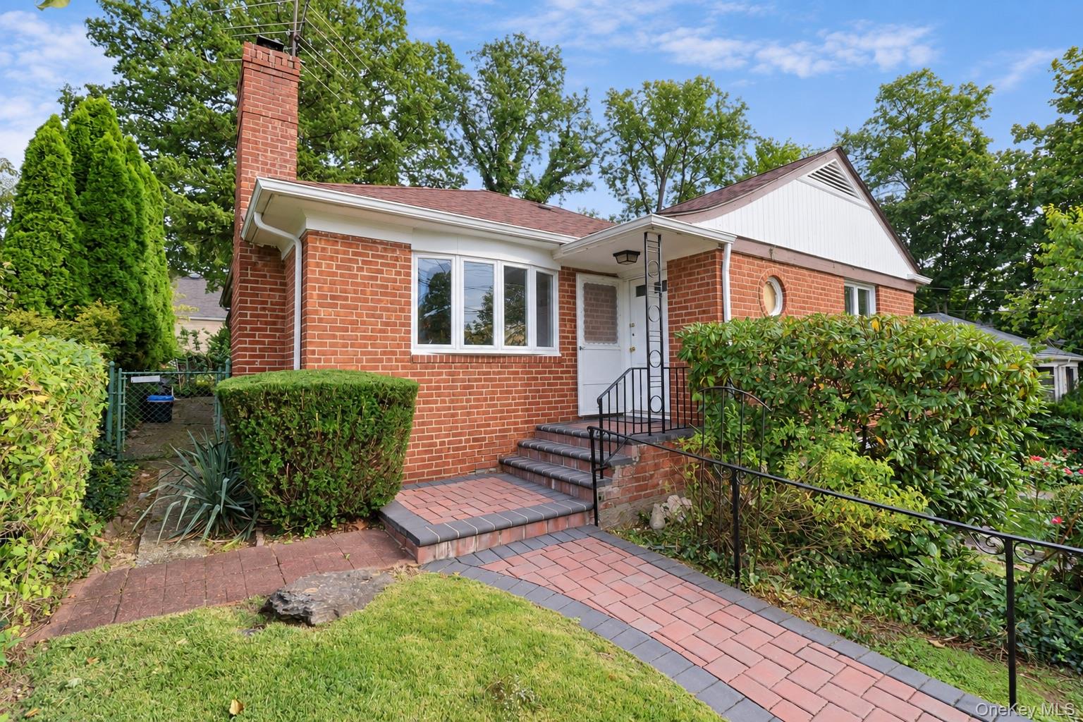 Photo 4 of this property